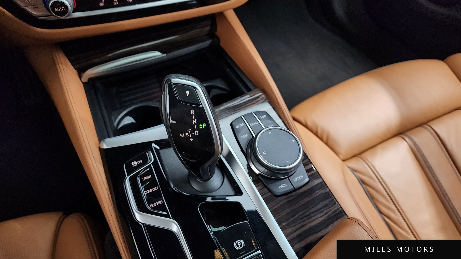 BMW 5 Series (G30) 2022 — миниатюра 8