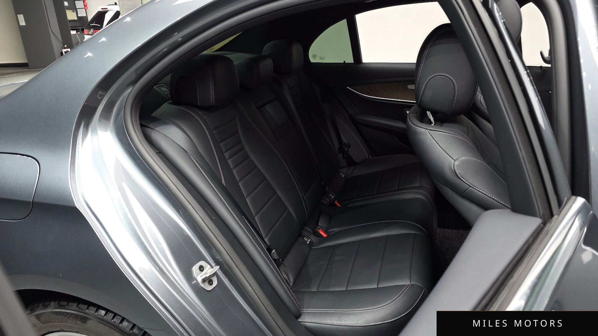 Mercedes-Benz E-Class W213 2021 — миниатюра 11