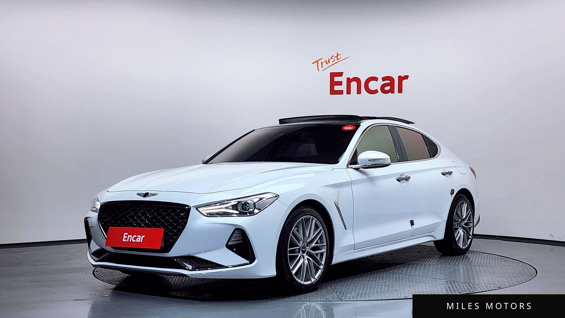 Genesis G70 2019 — фото 1 из 12
