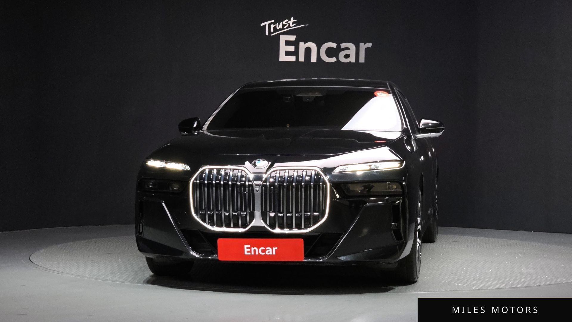 BMW 7시리즈 (G70) 2024 — миниатюра 3