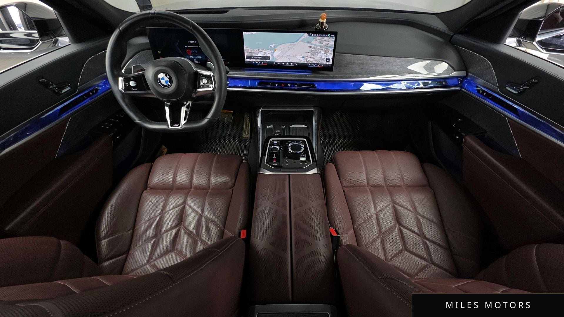 BMW 7시리즈 (G70) 2024 — миниатюра 7