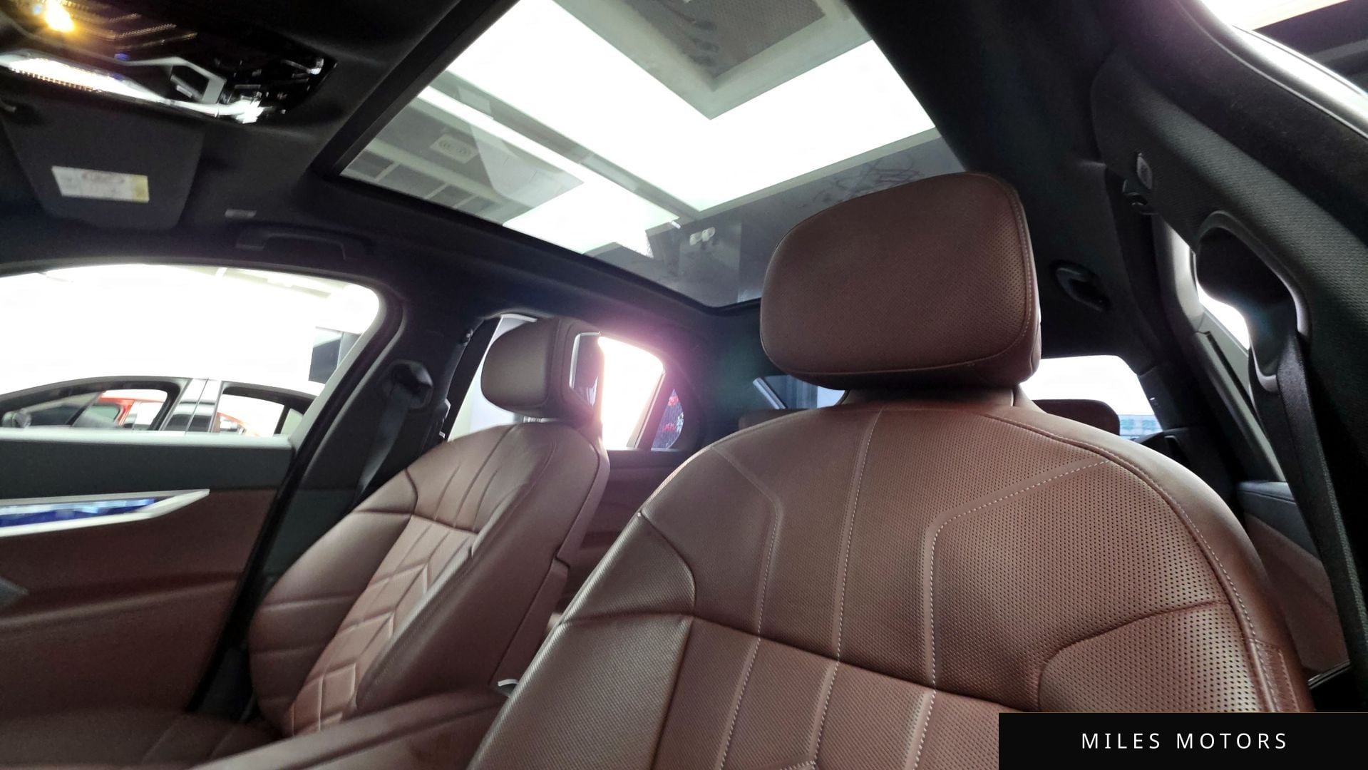 BMW 7시리즈 (G70) 2024 — миниатюра 18