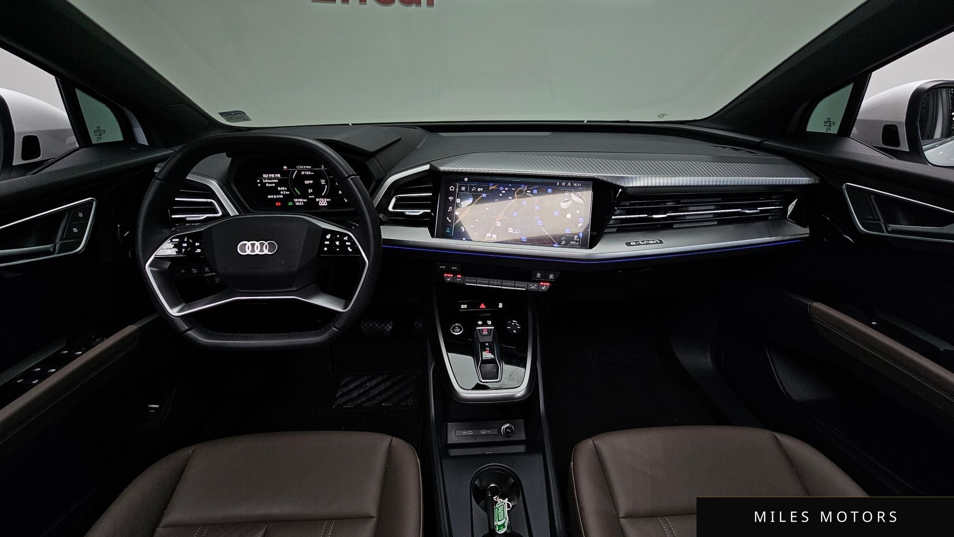 Audi Q4 e-tron 2023 — миниатюра 6
