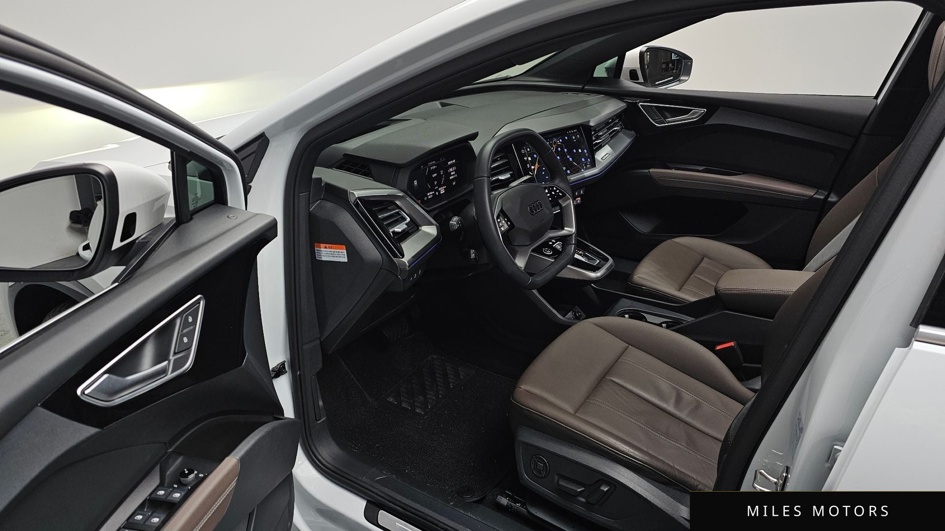 Audi Q4 e-tron 2023 — миниатюра 11