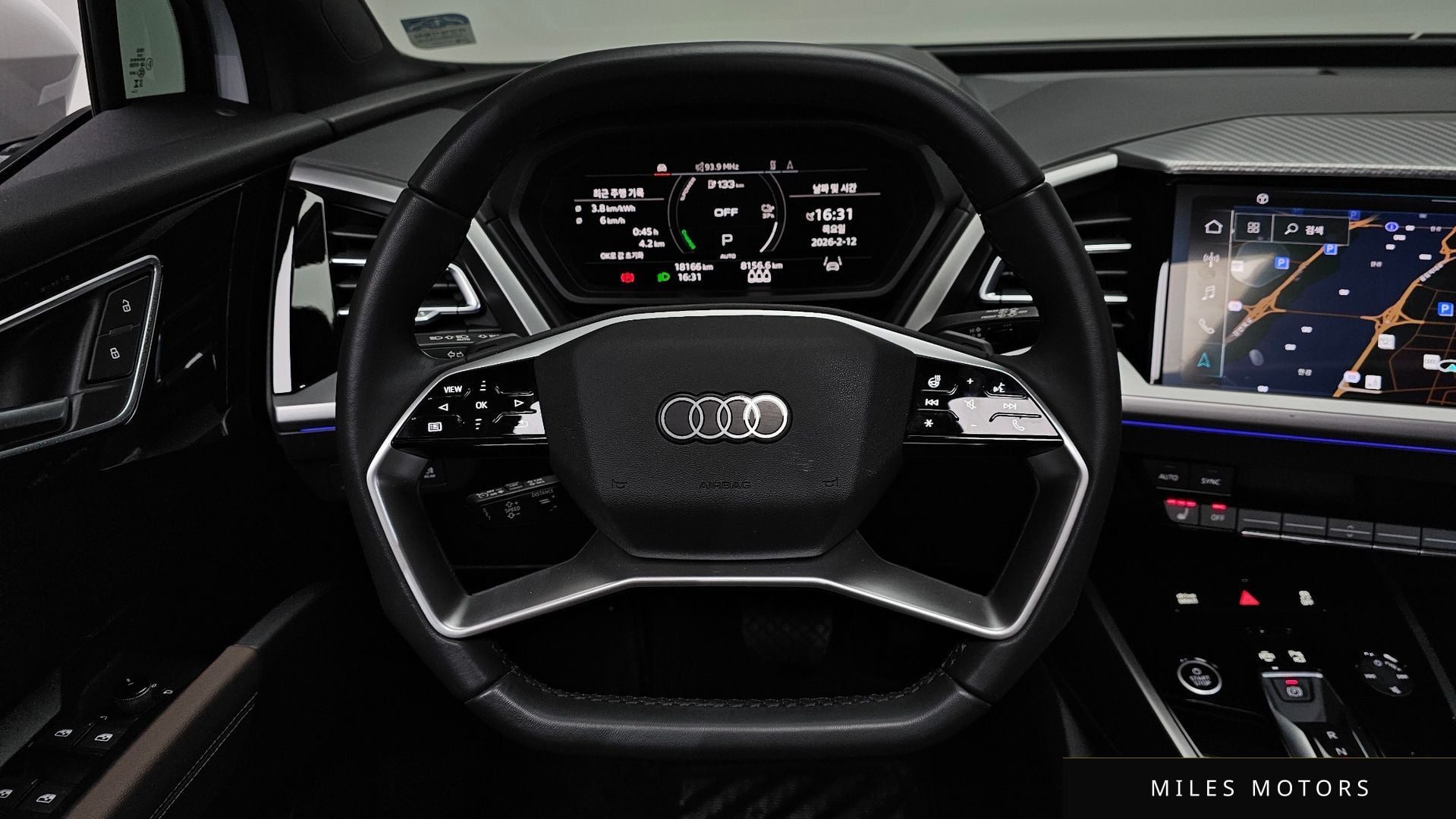 Audi Q4 e-tron 2023 — миниатюра 13