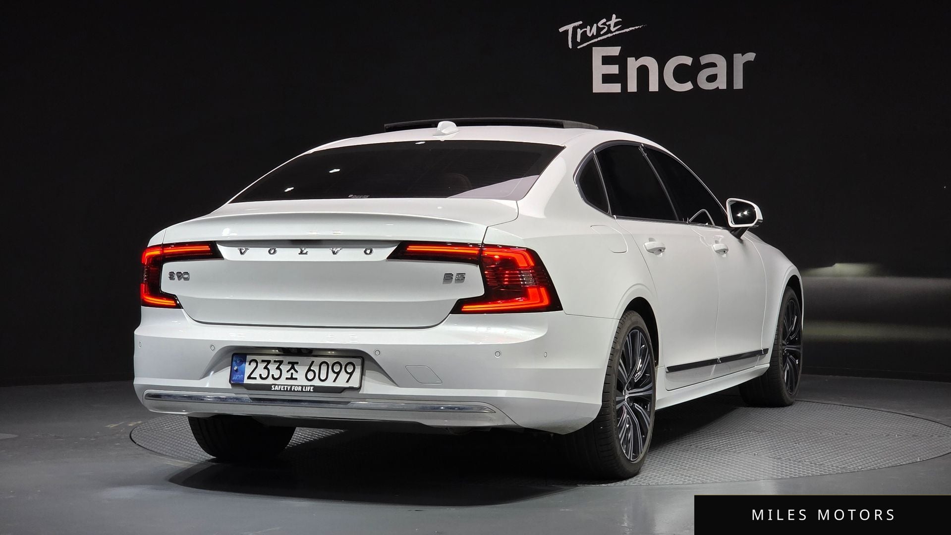 Volvo S90 2024 — миниатюра 2