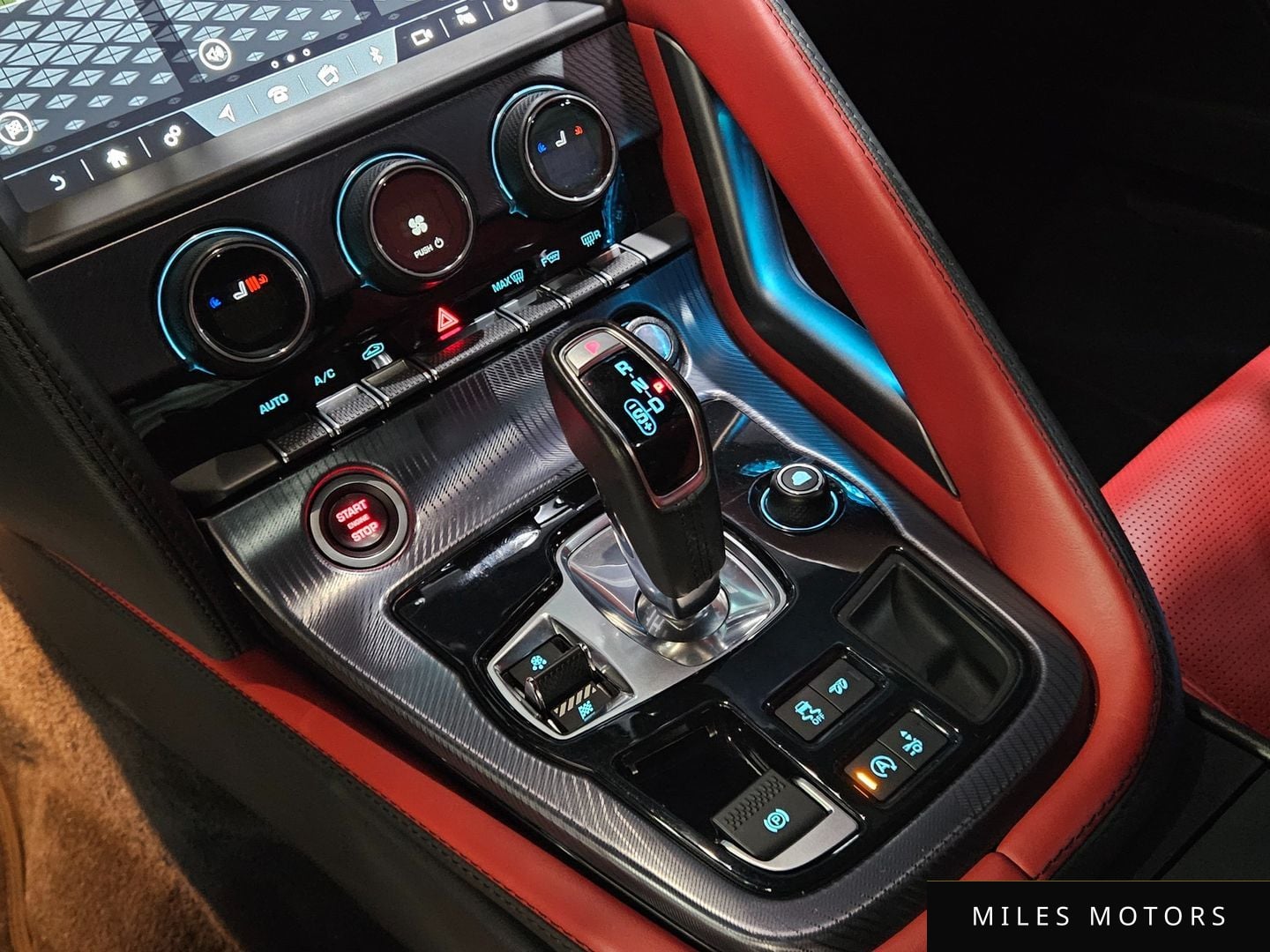 Jaguar F-TYPE 2019 — миниатюра 9