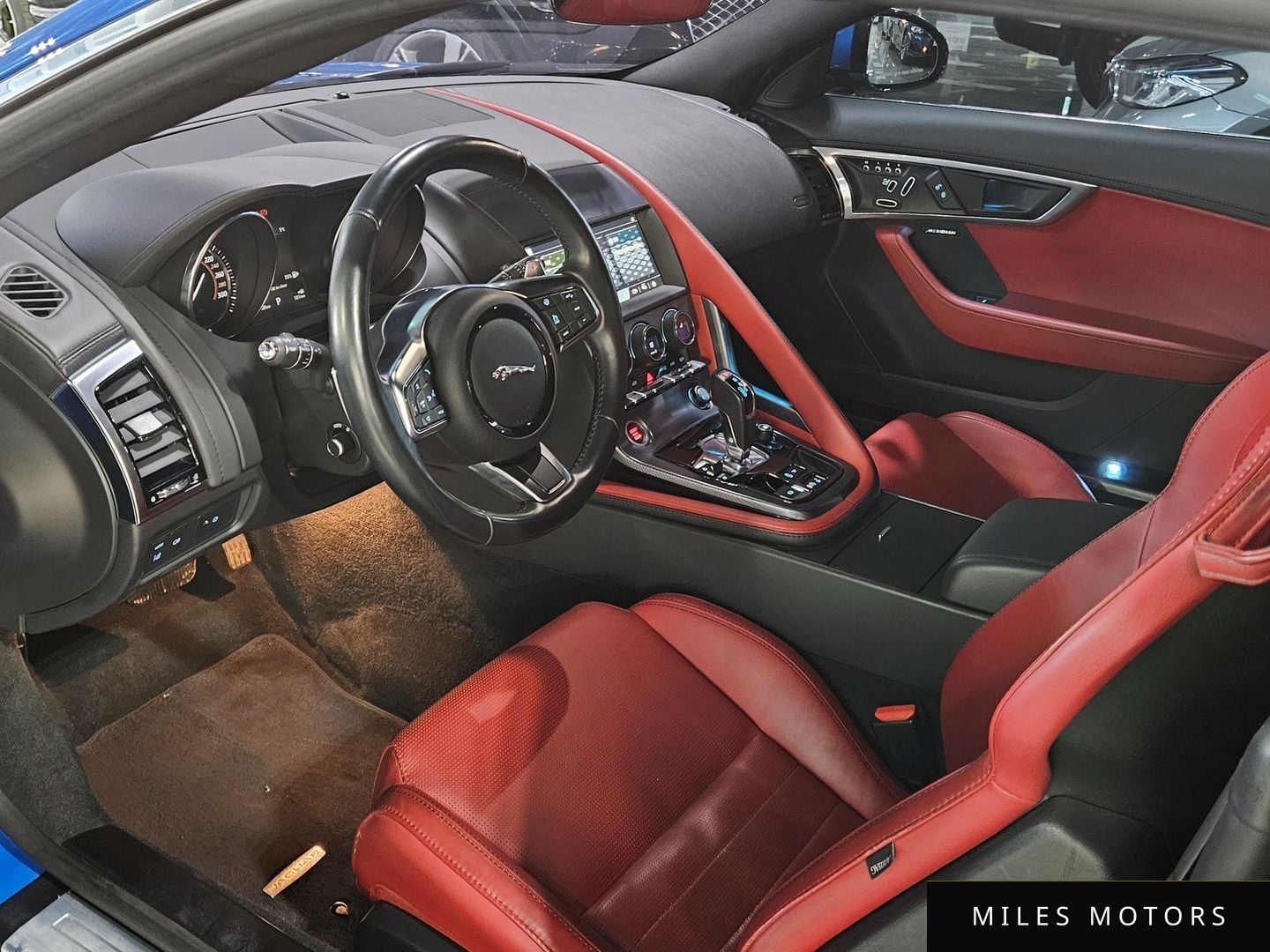 Jaguar F-TYPE 2019 — миниатюра 10