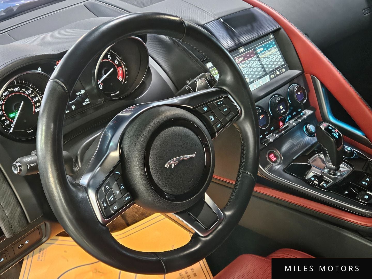 Jaguar F-TYPE 2019 — миниатюра 13