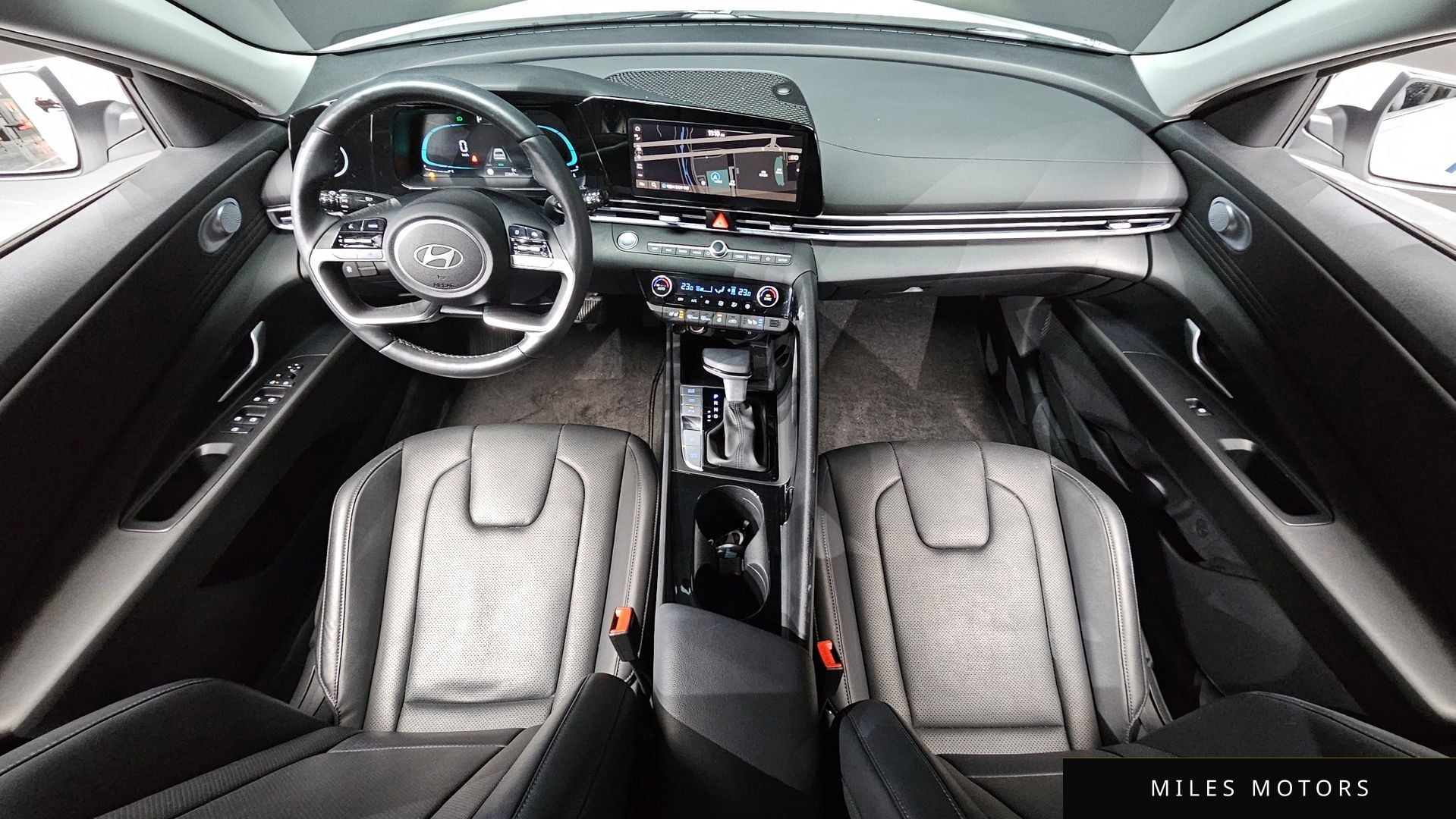 Hyundai AVANTE 2024 — миниатюра 7