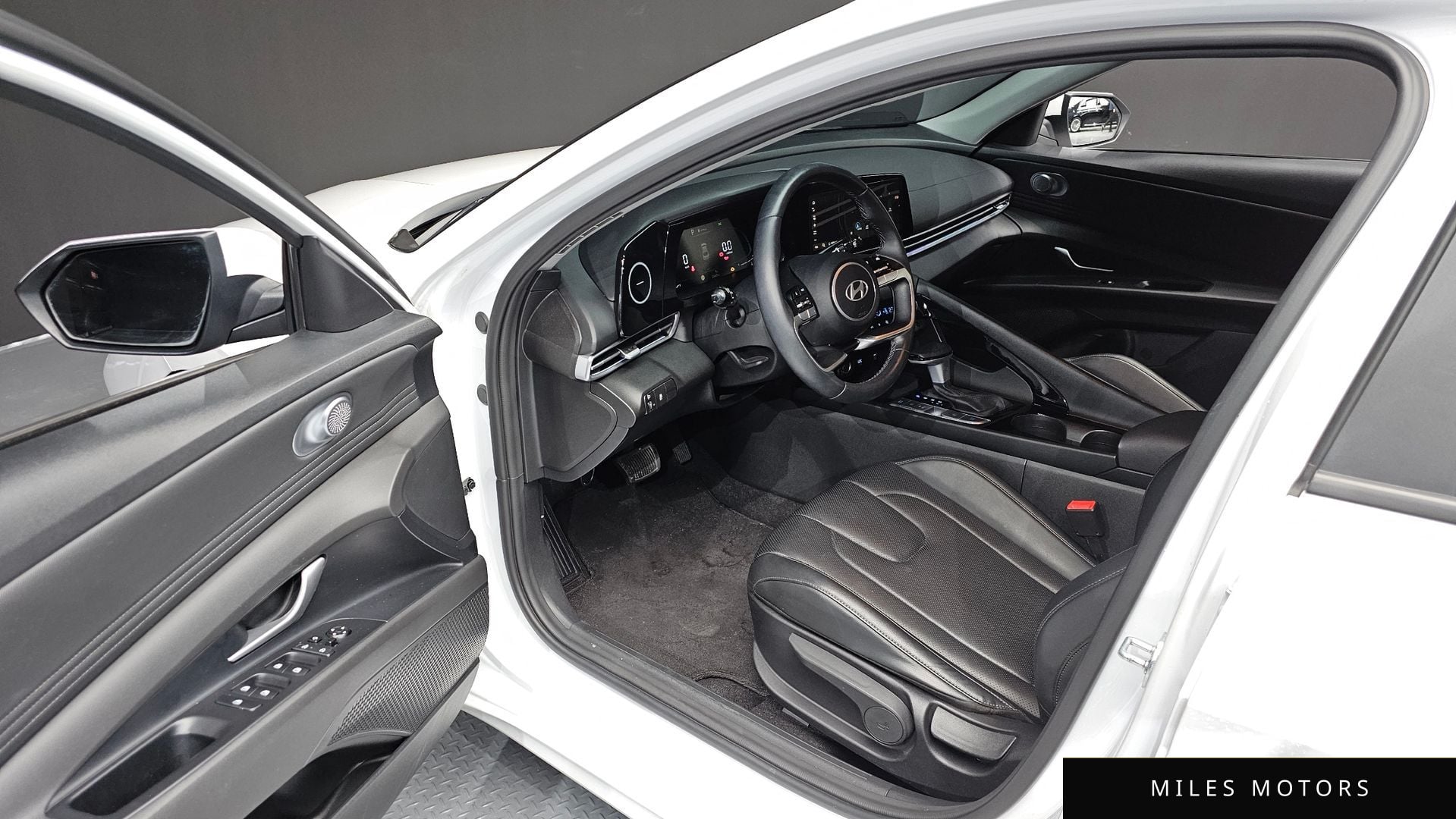 Hyundai AVANTE 2024 — миниатюра 10