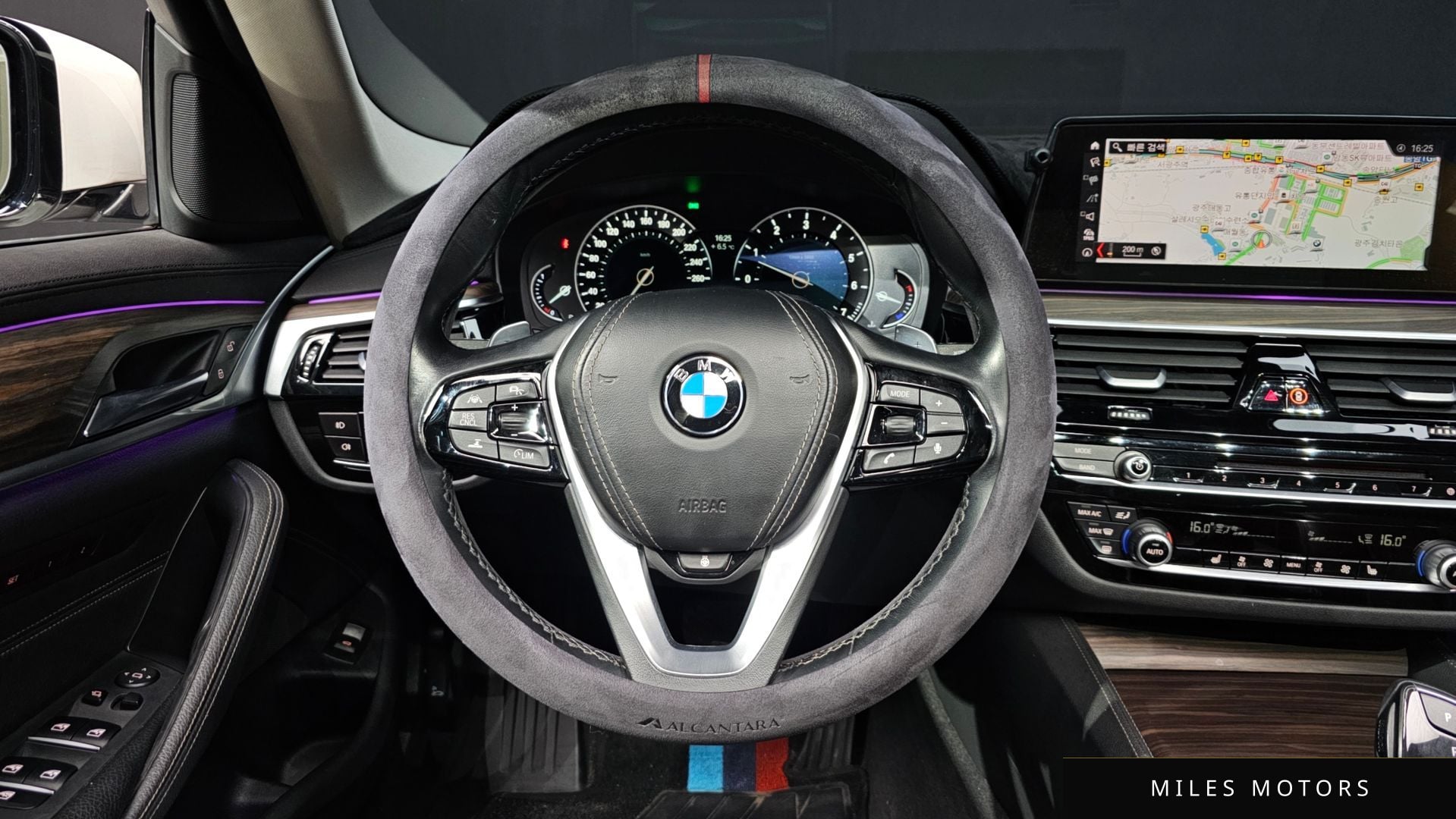 BMW 5 Series (G30) 2019 — миниатюра 13