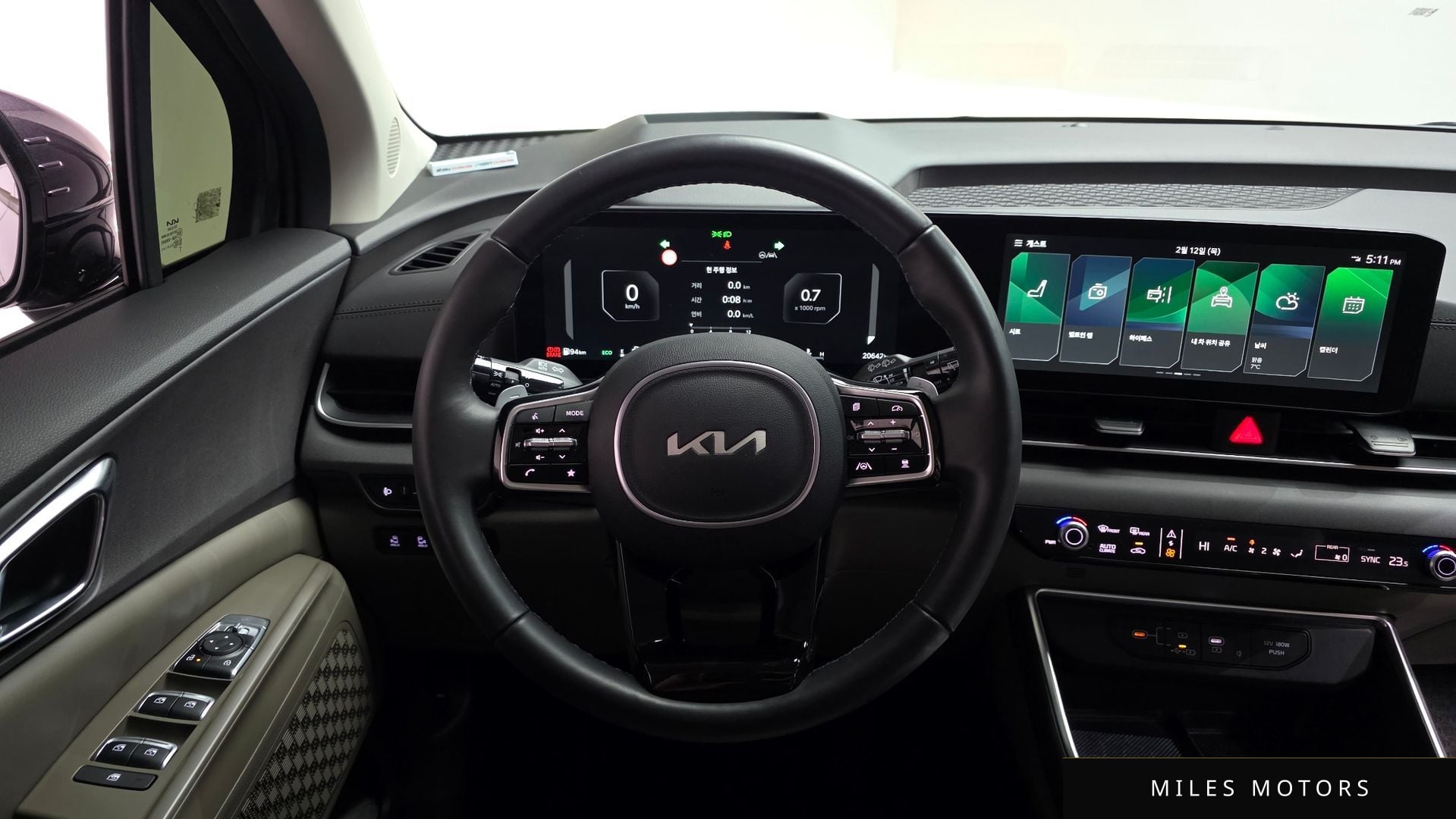 Kia Canival 2025 — миниатюра 13