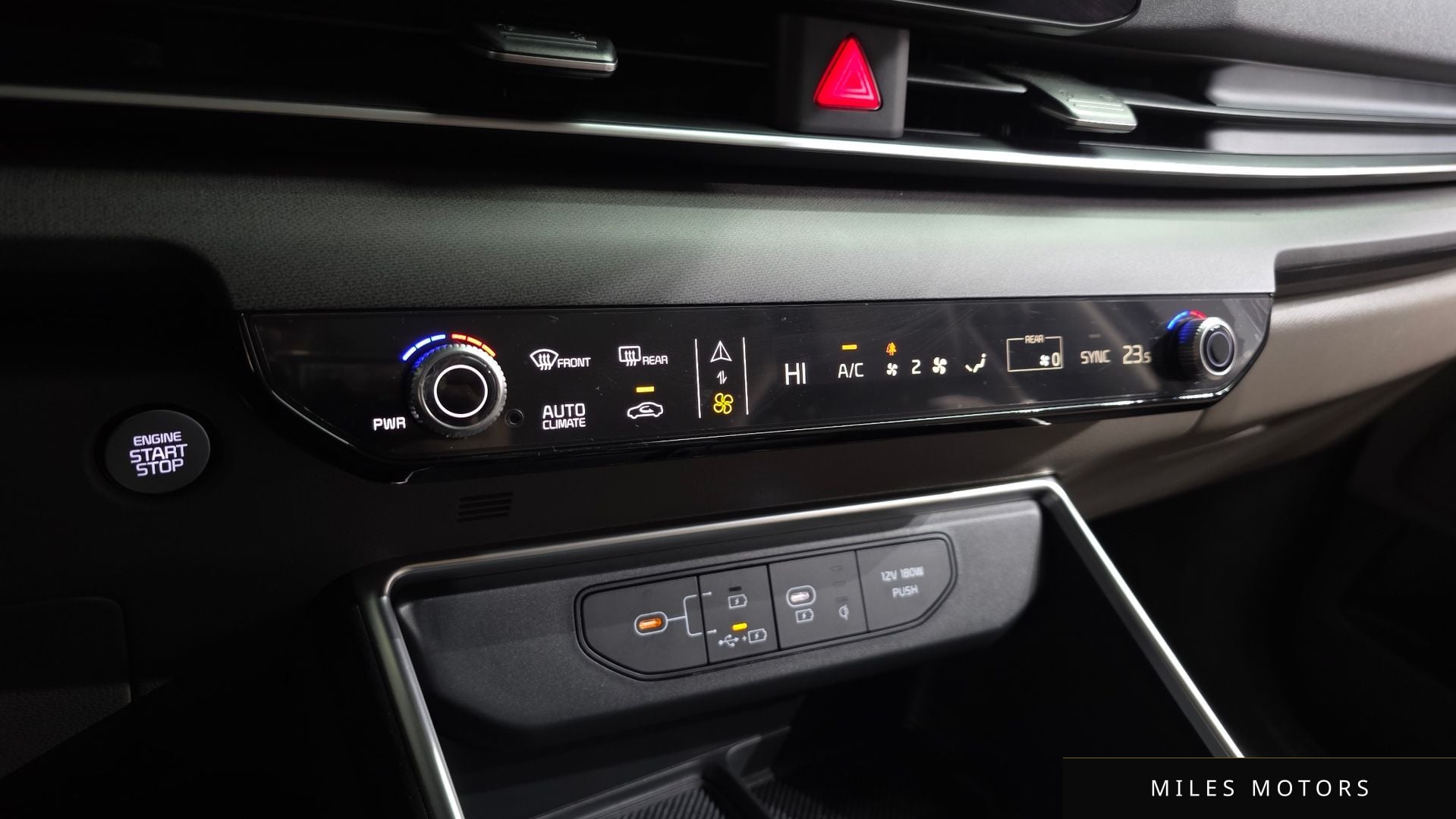 Kia Canival 2025 — миниатюра 18
