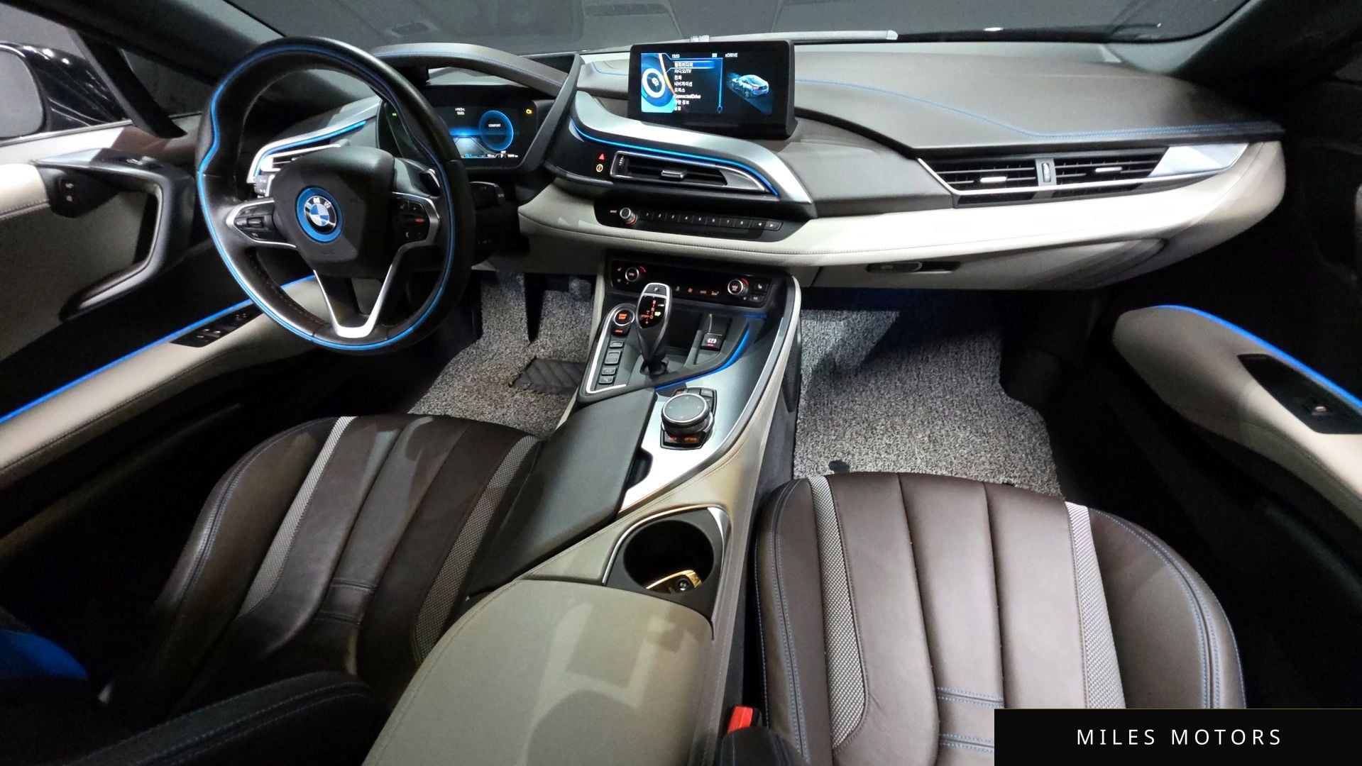 BMW i8 2015 — миниатюра 7