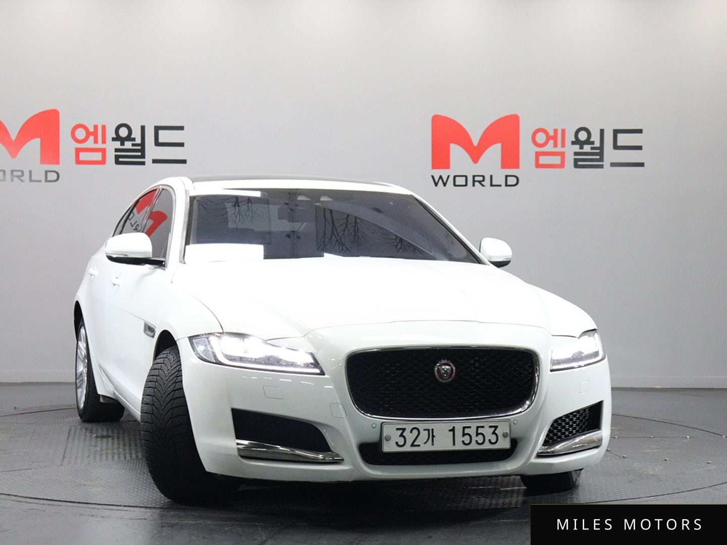 Jaguar XF (X260) 2017 — миниатюра 2