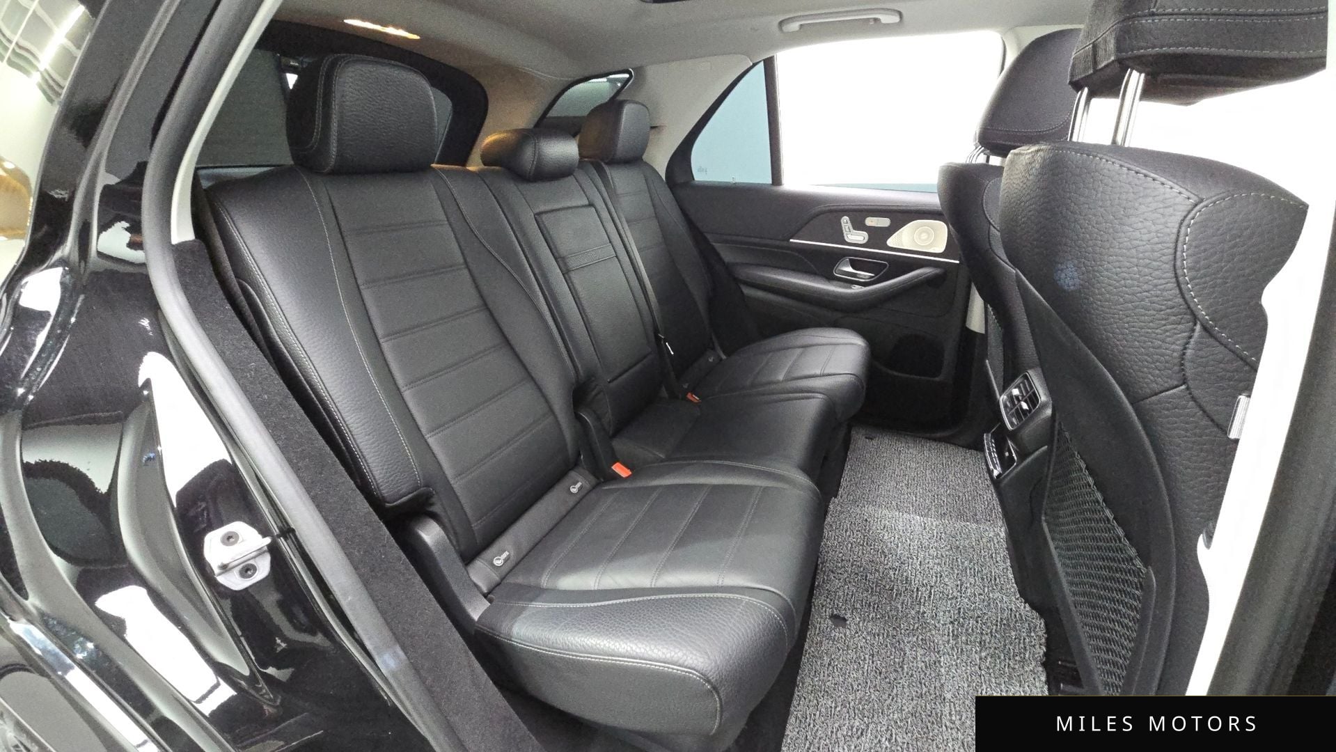 Mercedes-Benz GLE-Class W167 2022 — миниатюра 12