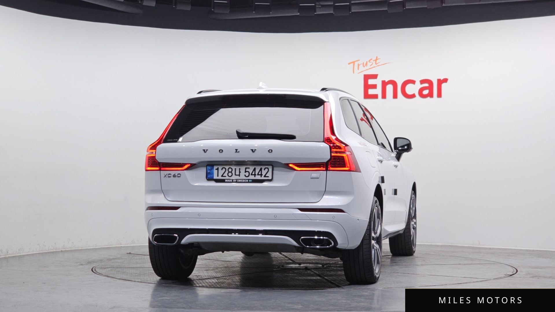 Volvo XC60 2021 — миниатюра 4