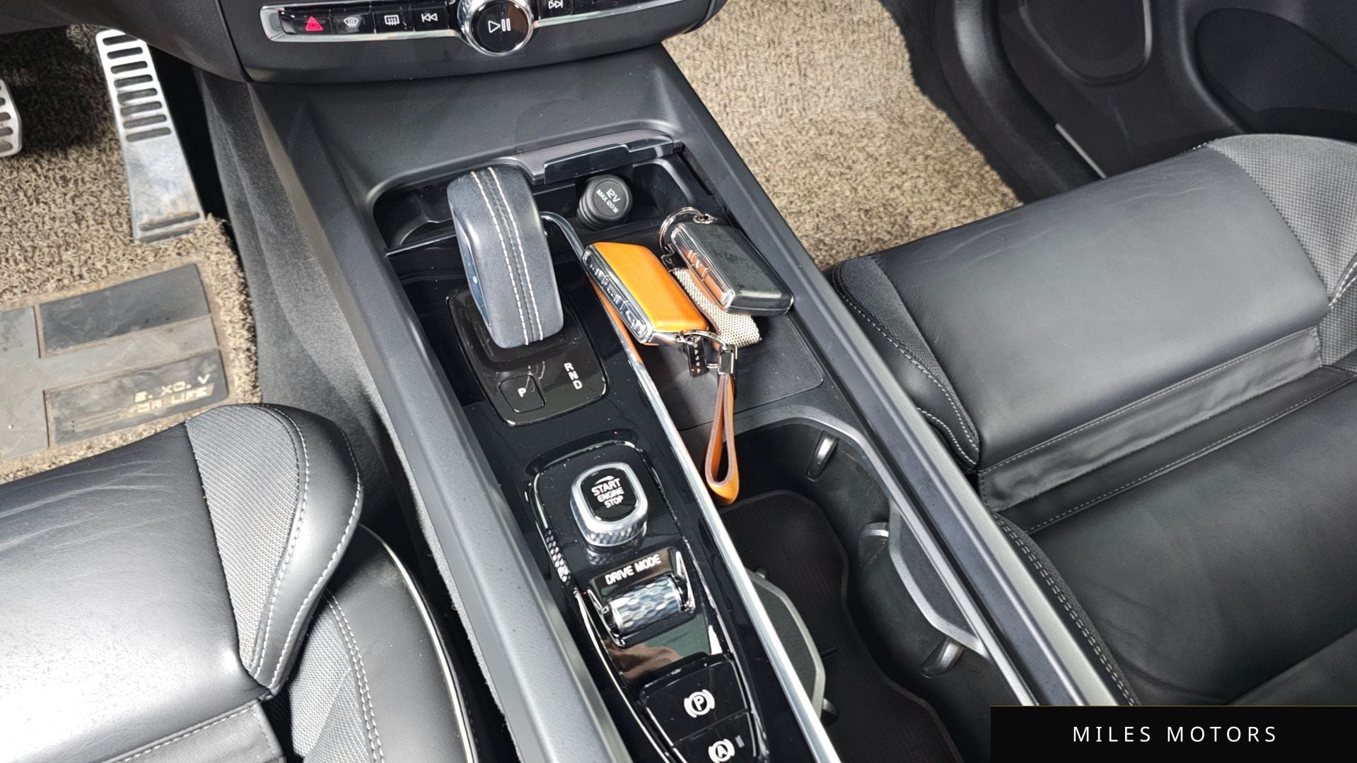 Volvo XC60 2021 — миниатюра 9