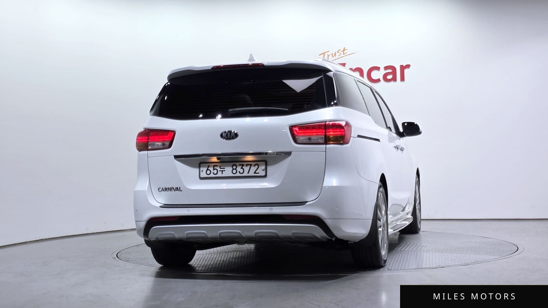 Kia Canival 2018 — миниатюра 4