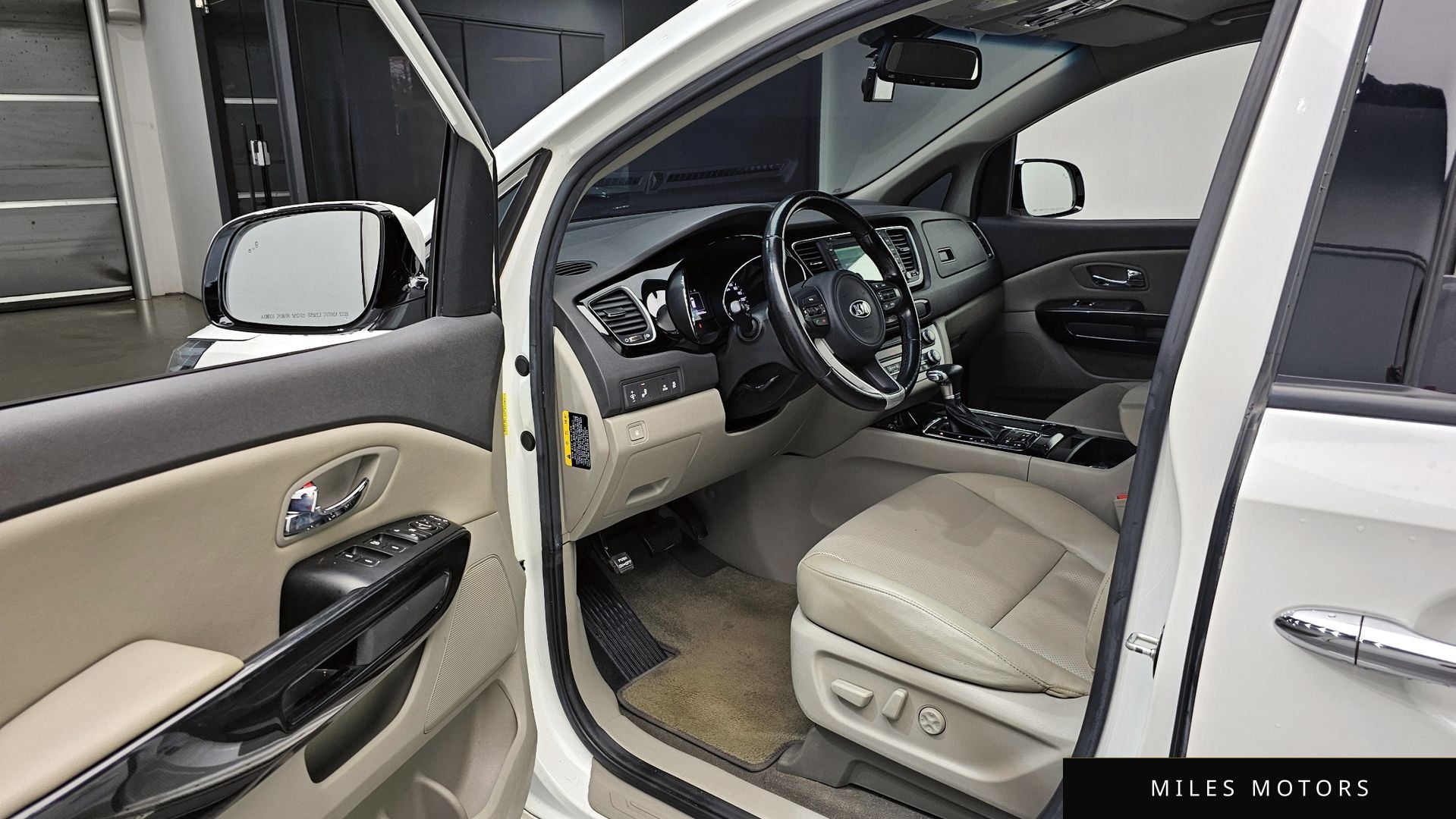 Kia Canival 2018 — миниатюра 10