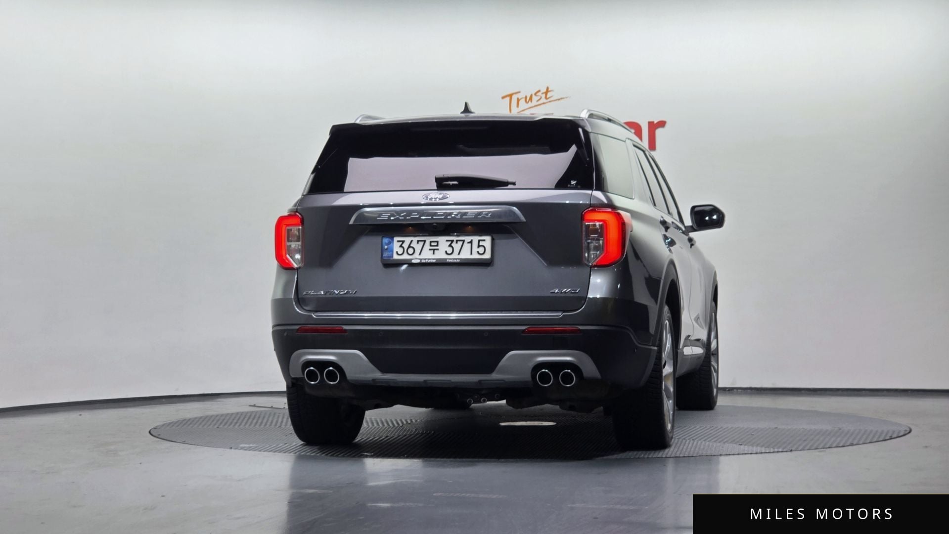 Ford Explorer 2021 — миниатюра 3