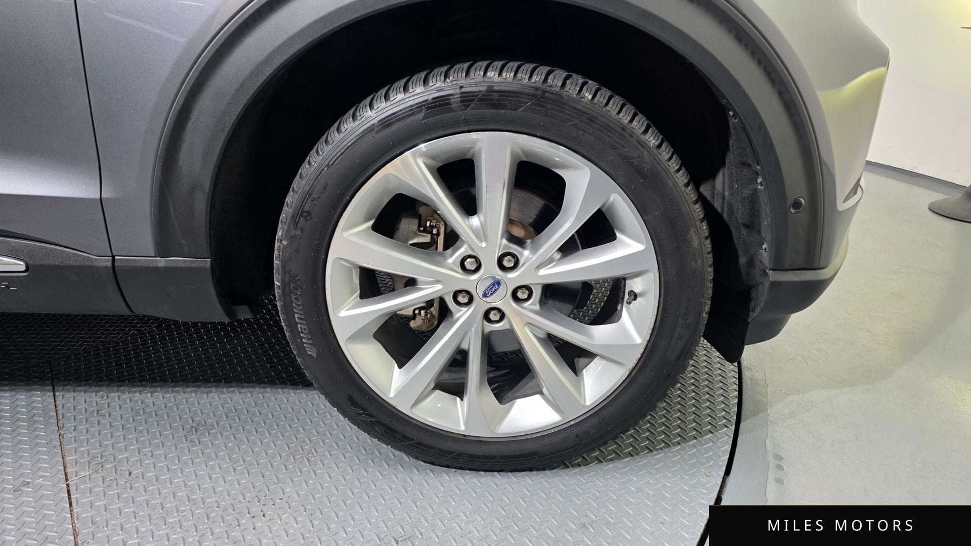 Ford Explorer 2021 — миниатюра 4