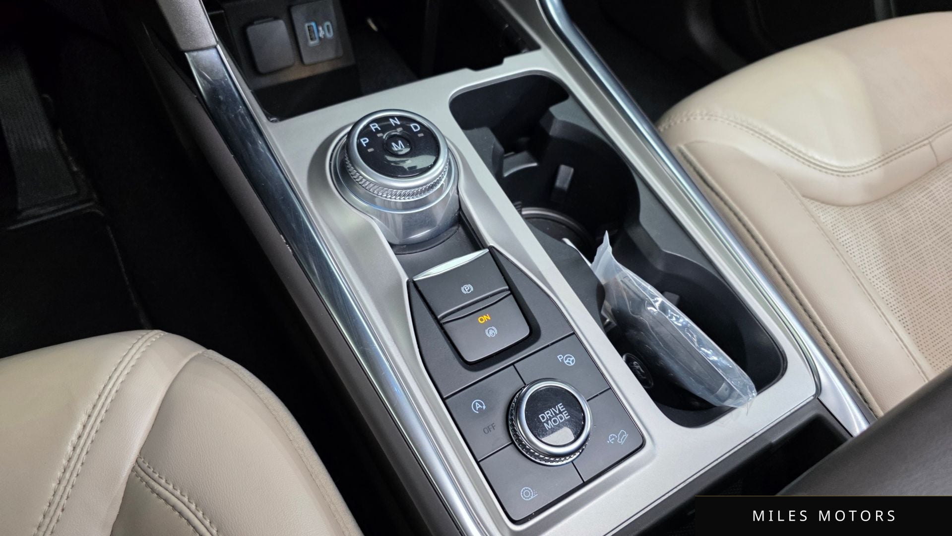 Ford Explorer 2021 — миниатюра 8