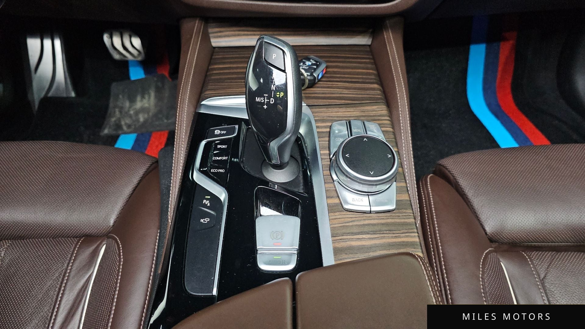 BMW 5 Series (G30) 2018 — миниатюра 9
