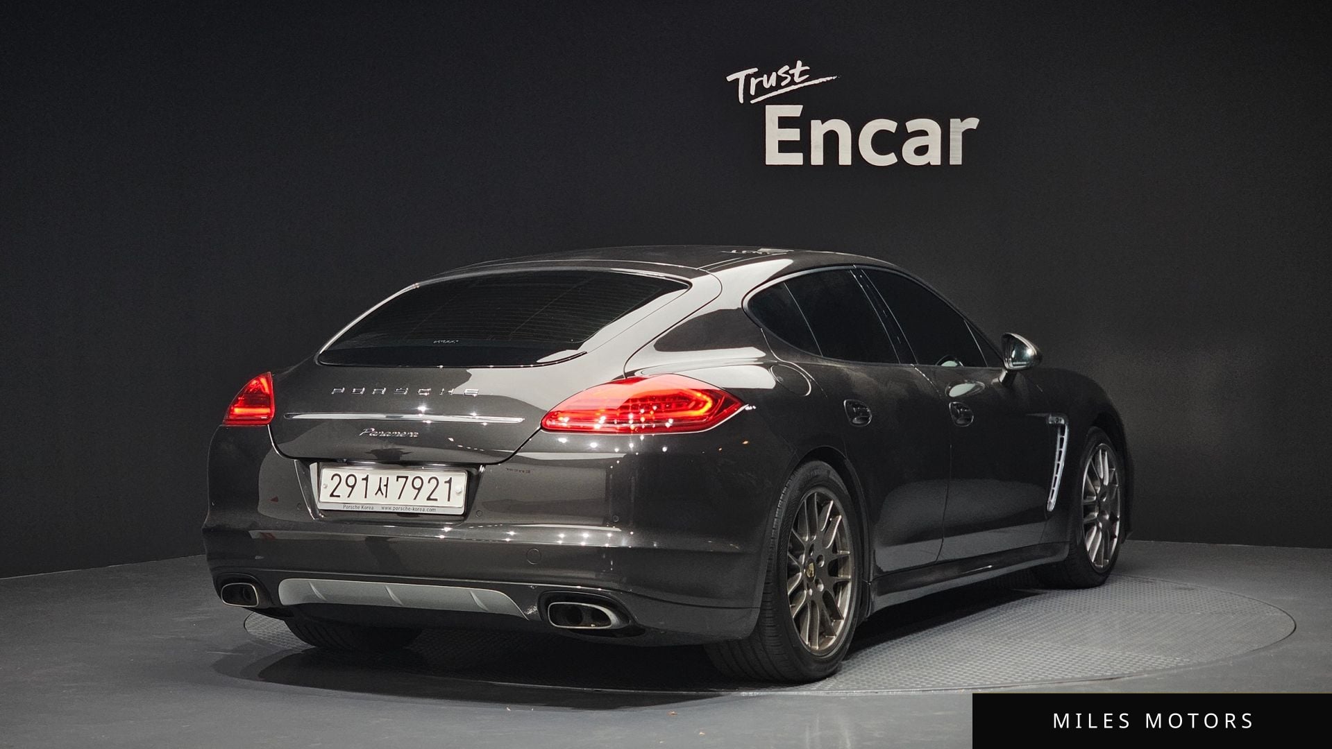 Porsche Panamera 2012 — миниатюра 2