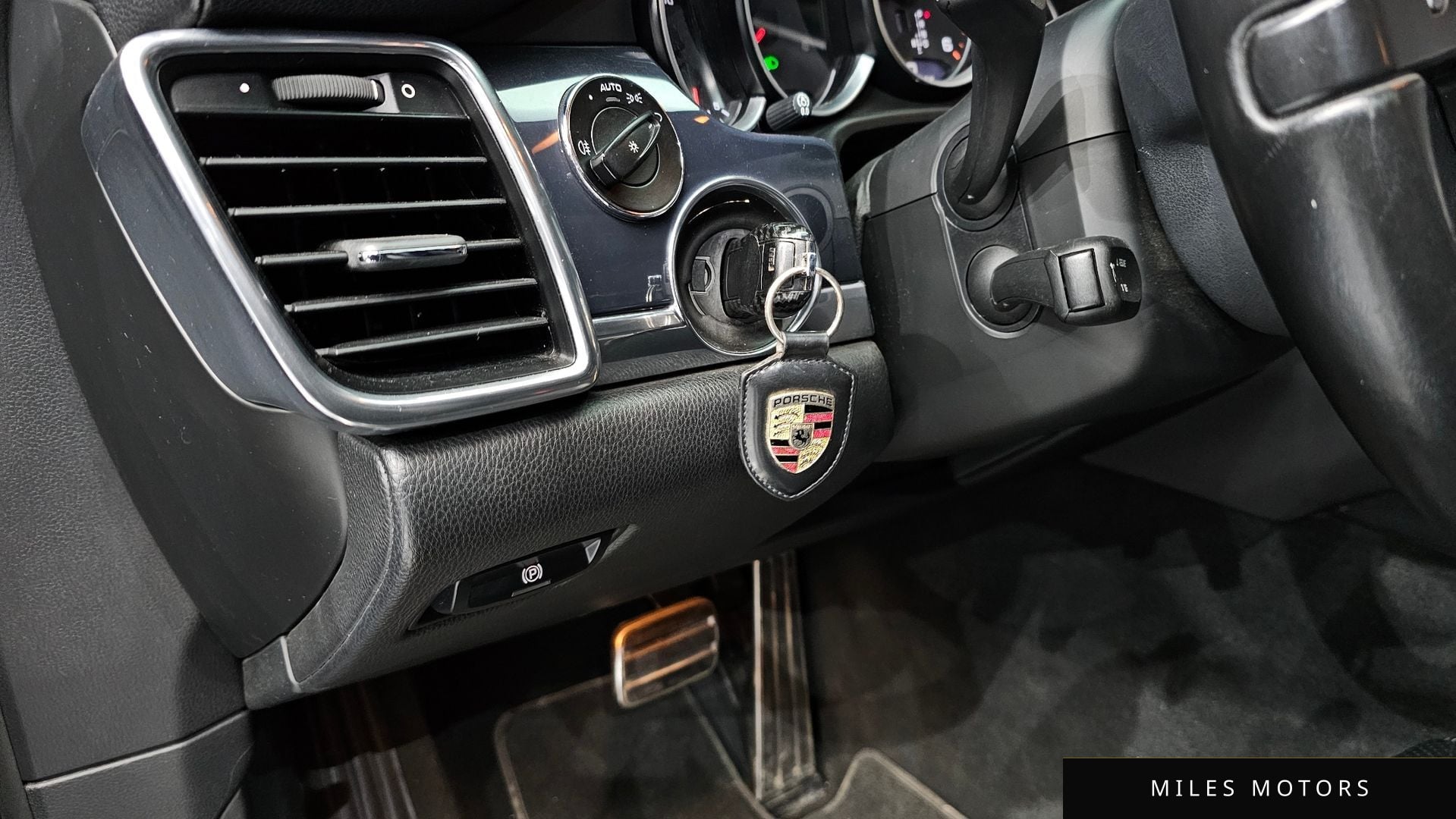 Porsche Panamera 2012 — миниатюра 12