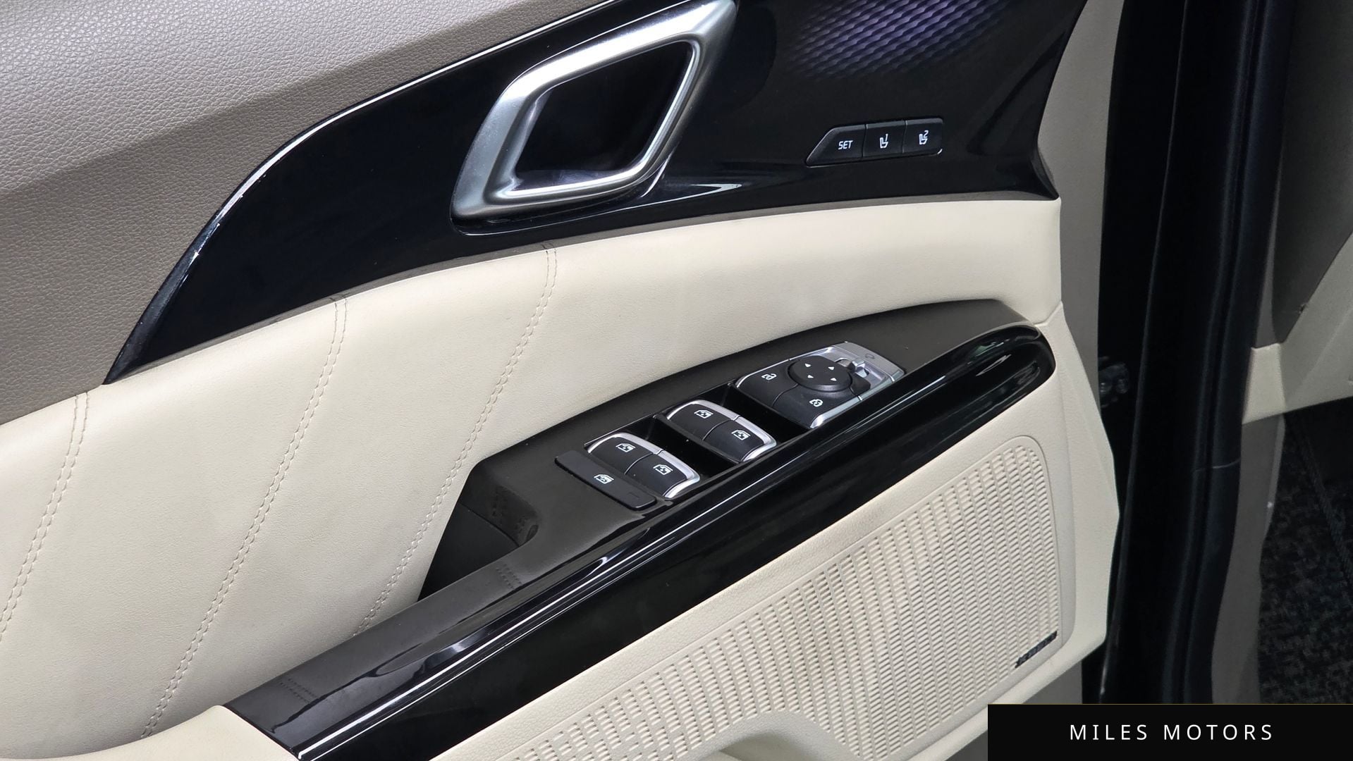 Kia 카니발 2023 — миниатюра 17
