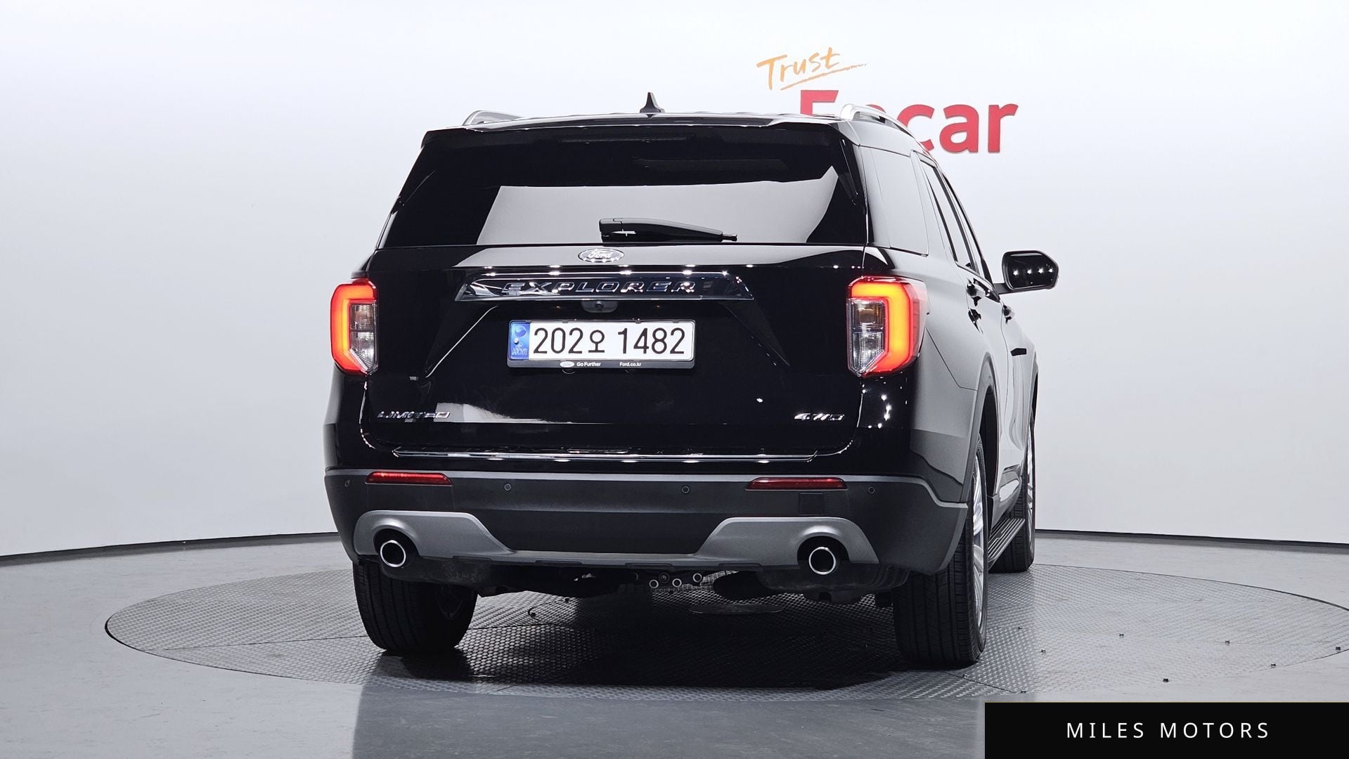 Ford Explorer 2022 — миниатюра 4