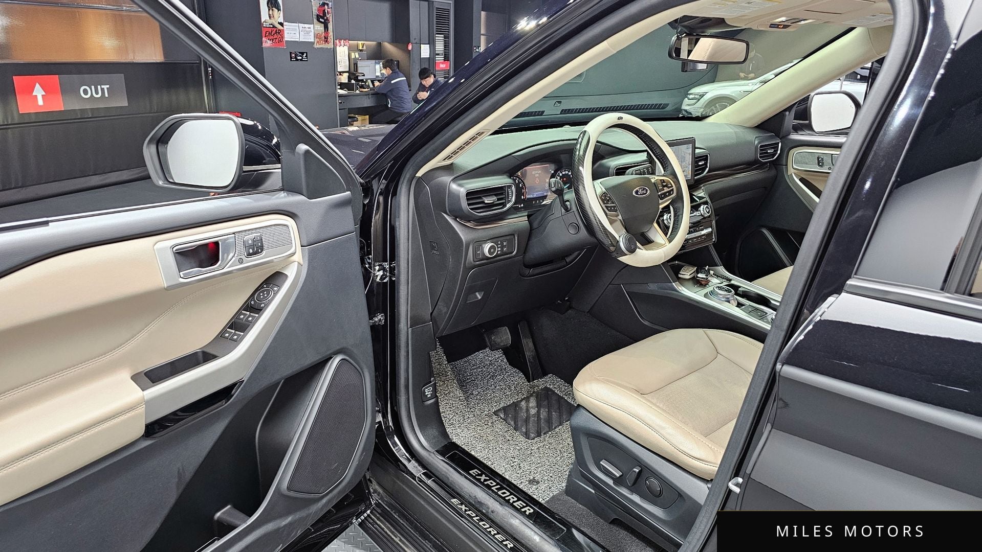 Ford Explorer 2022 — миниатюра 11