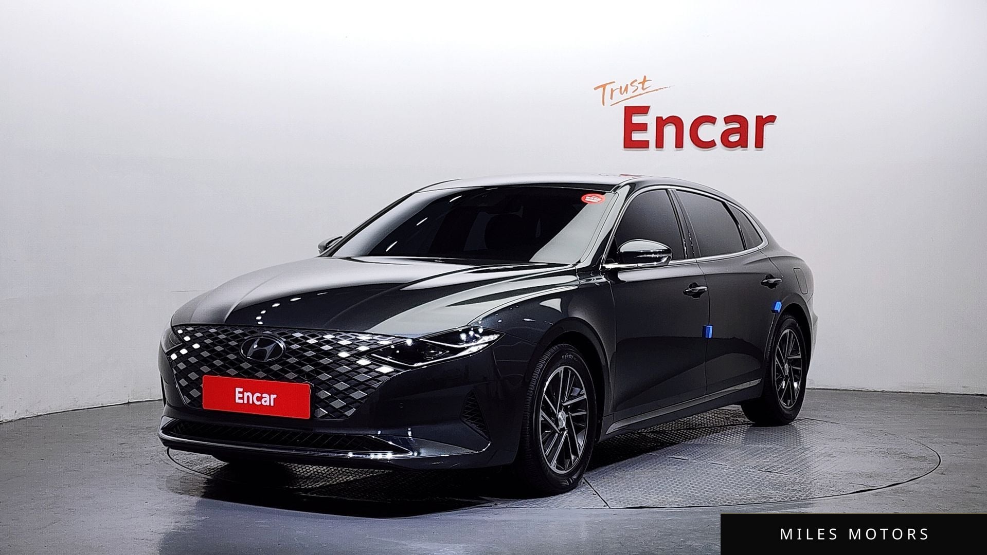 Hyundai Grandeur 2022 — фото 1 из 12
