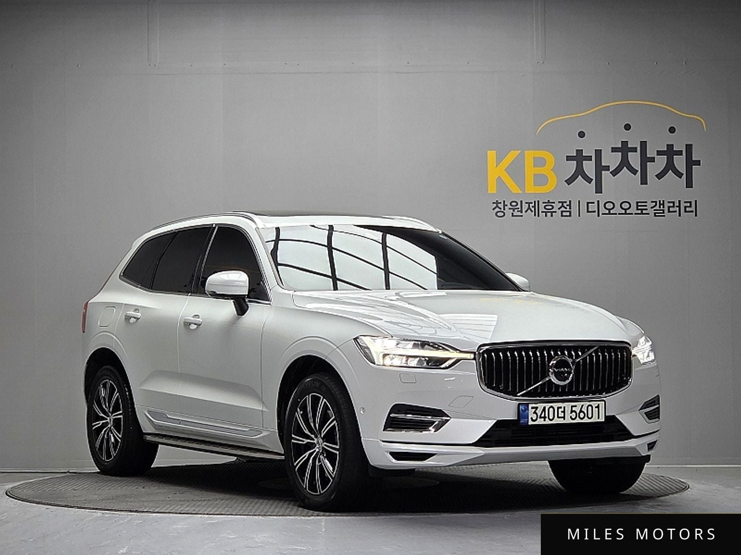 Volvo XC60 2021 — миниатюра 5