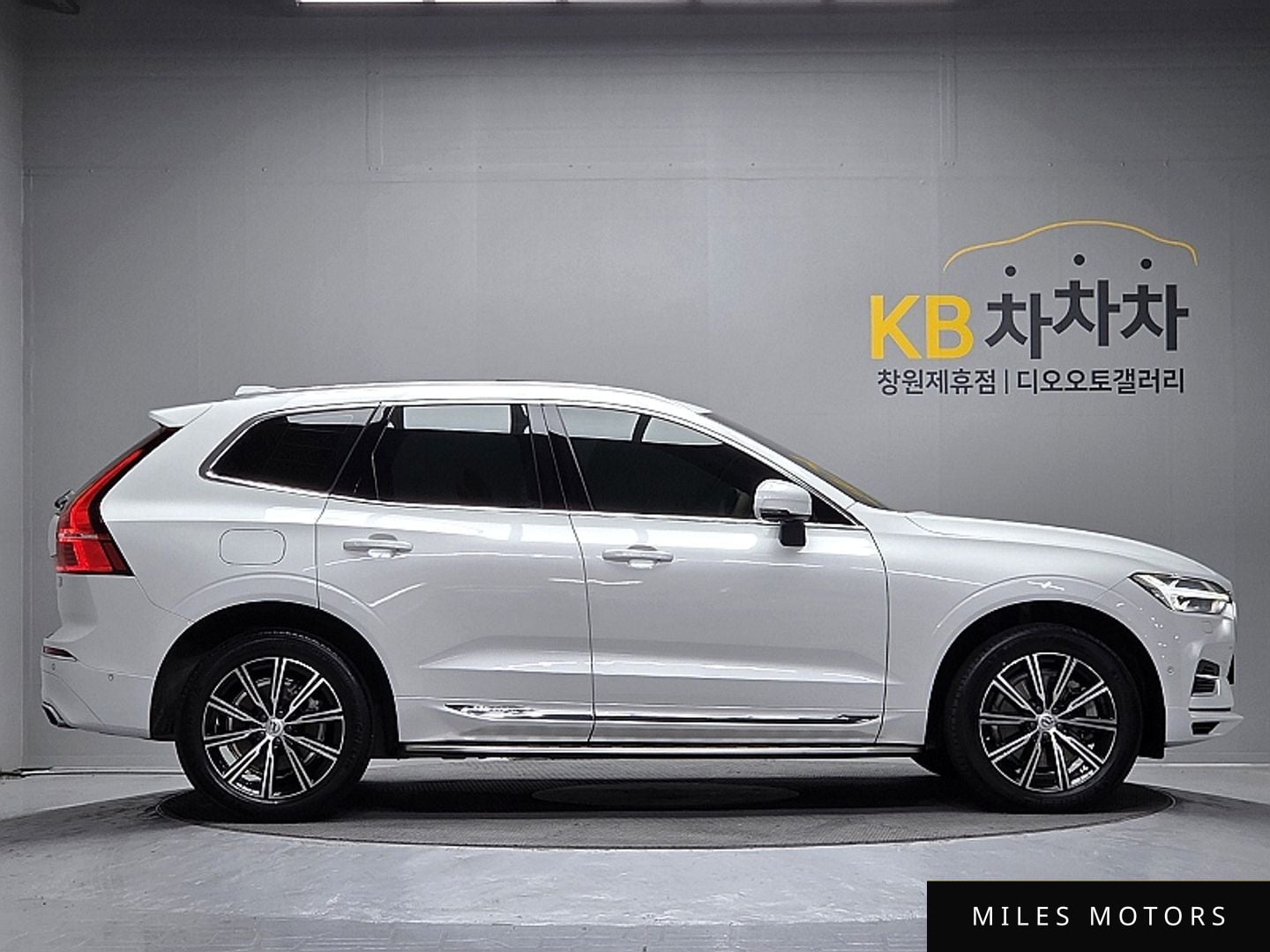 Volvo XC60 2021 — миниатюра 7