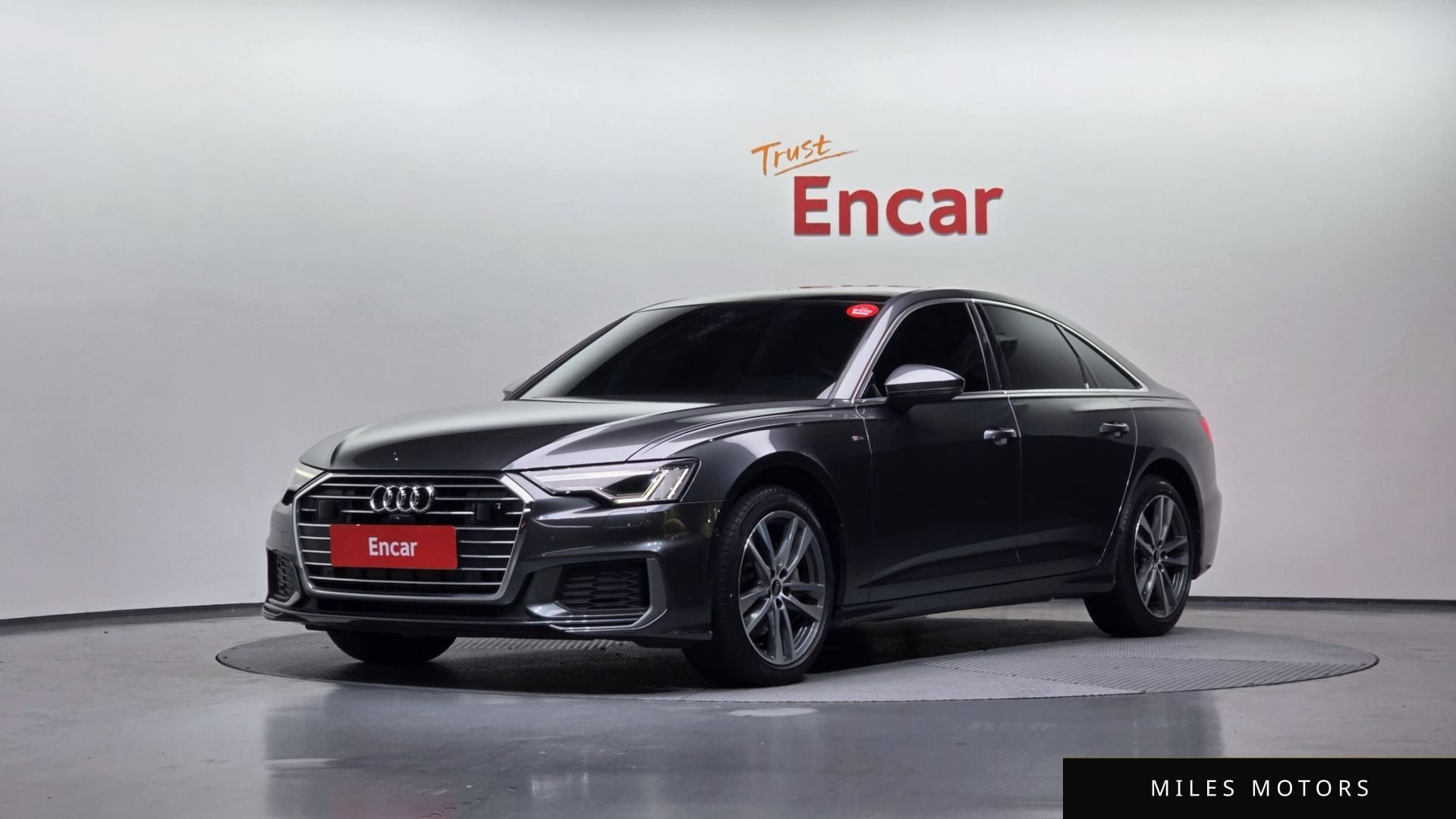 Audi A6 (C8) 2021 — фото 1 из 12