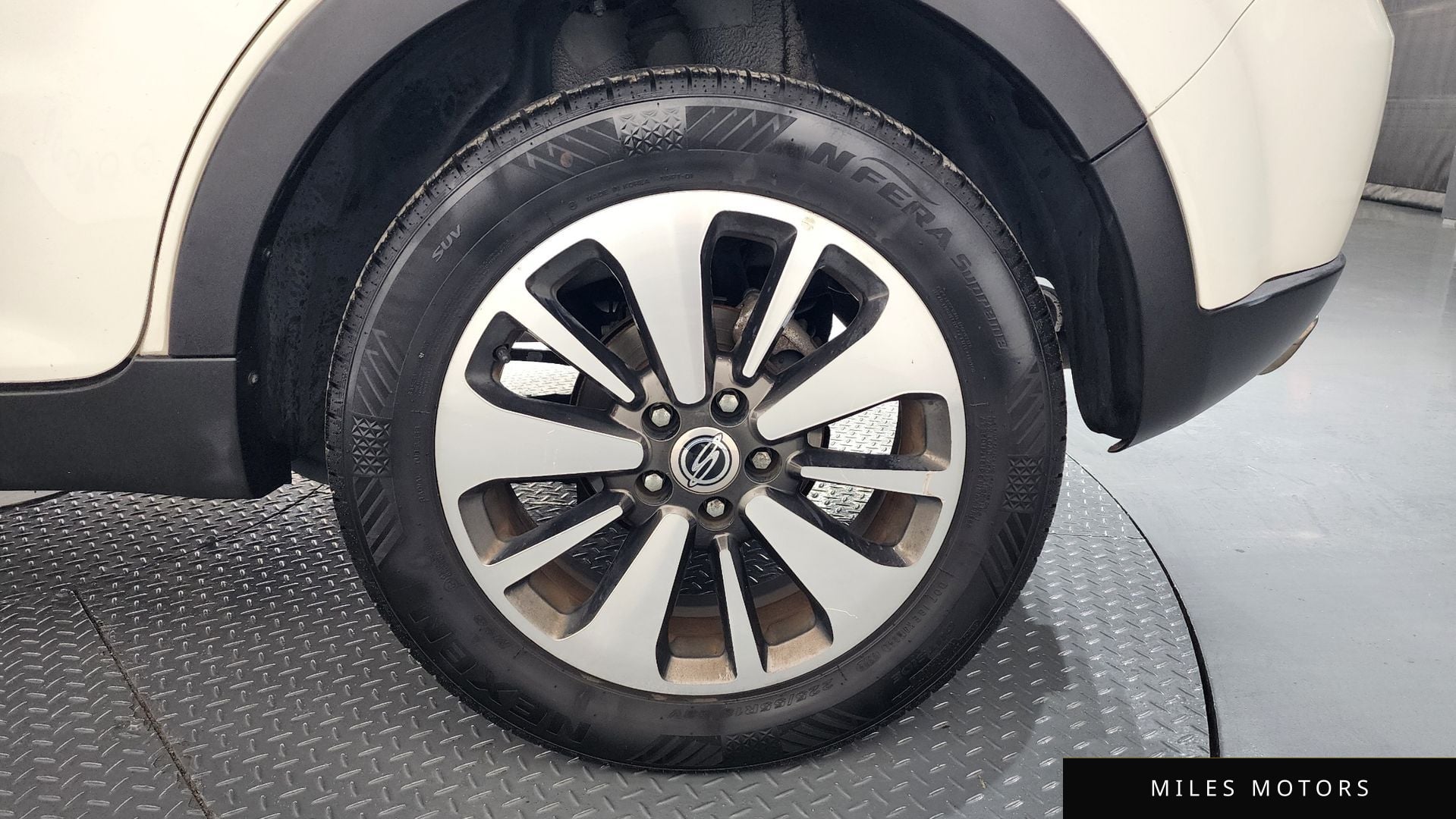 KG Mobility KORANDO 2015 — миниатюра 5