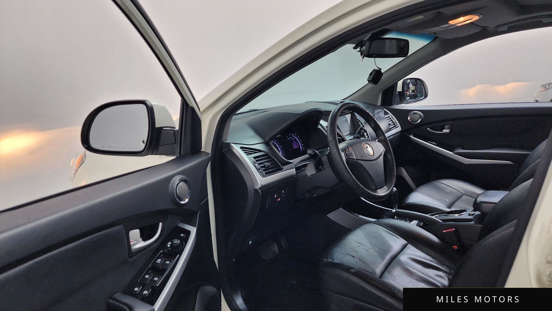 KG Mobility KORANDO 2015 — миниатюра 10