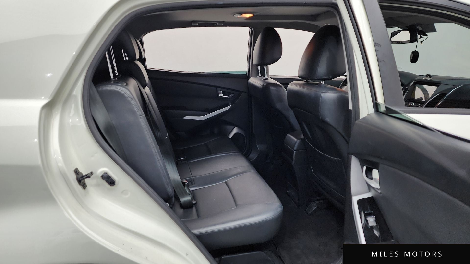 KG Mobility KORANDO 2015 — миниатюра 12