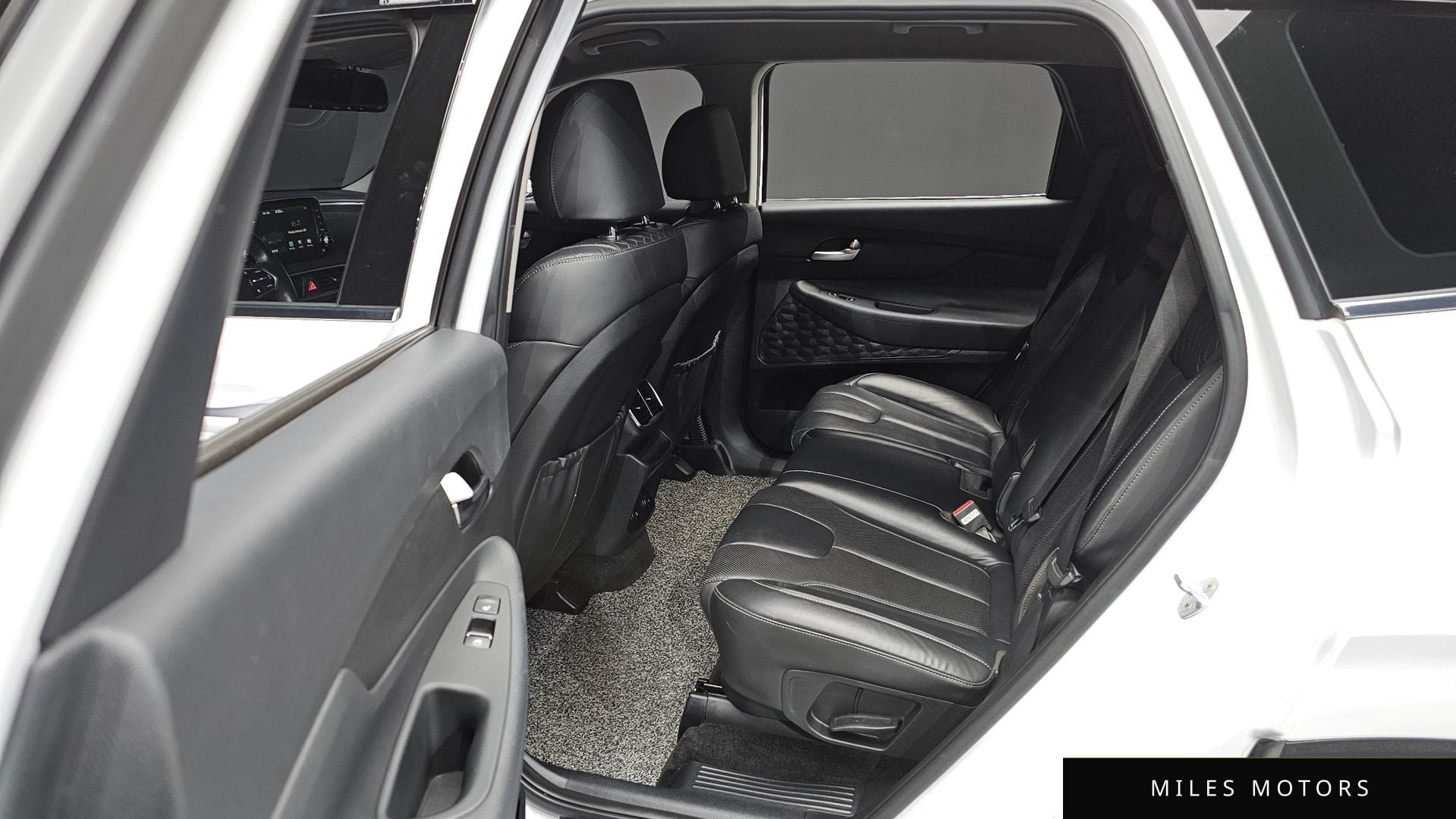 Hyundai Santafe 2019 — миниатюра 11