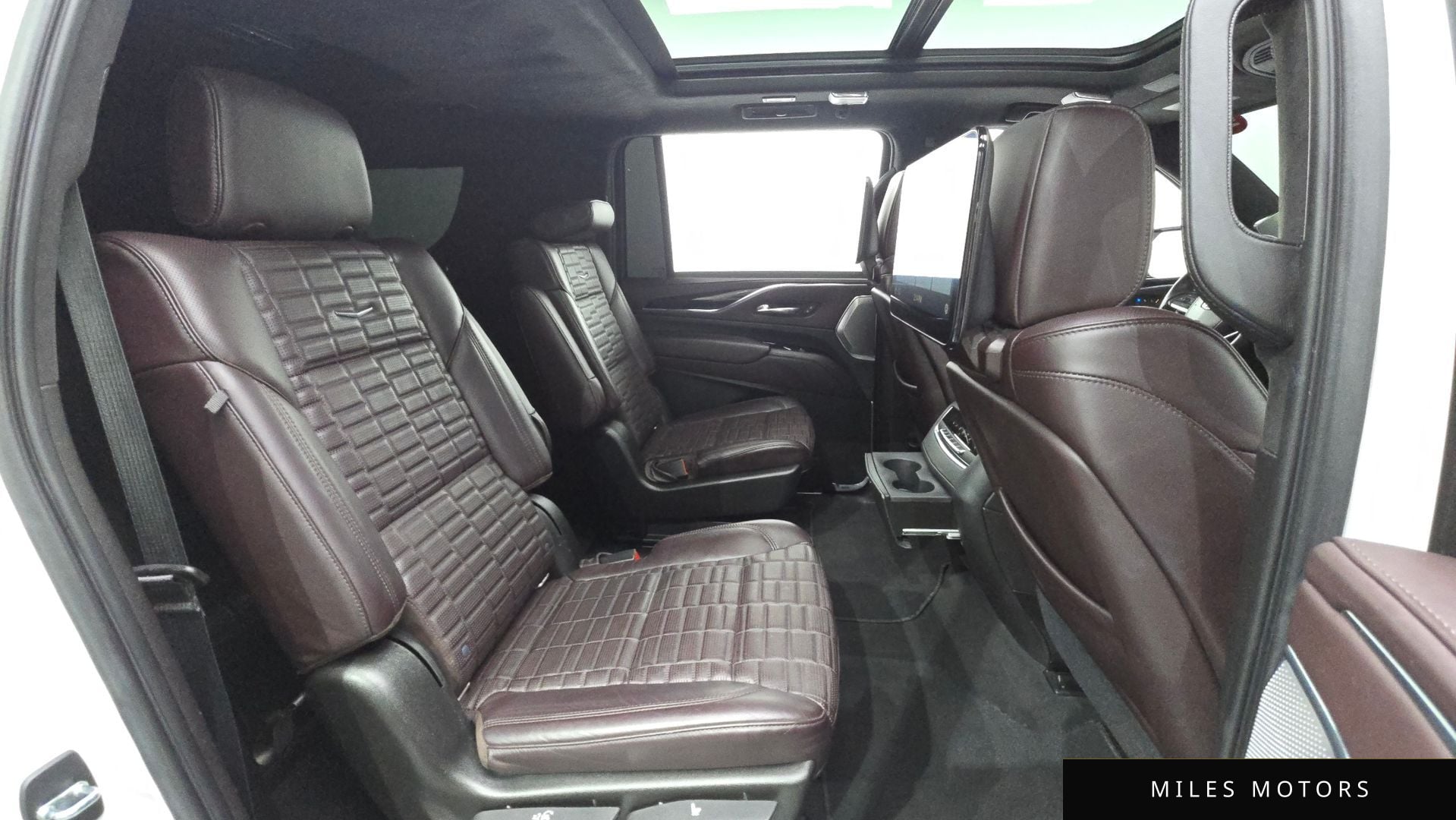 Cadillac 에스컬레이드 2021 — миниатюра 12