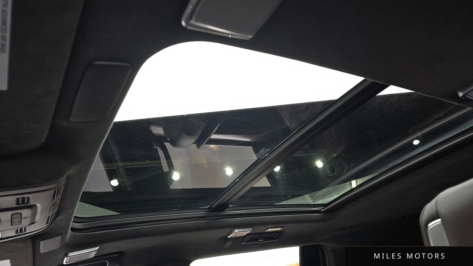 Cadillac 에스컬레이드 2021 — миниатюра 18