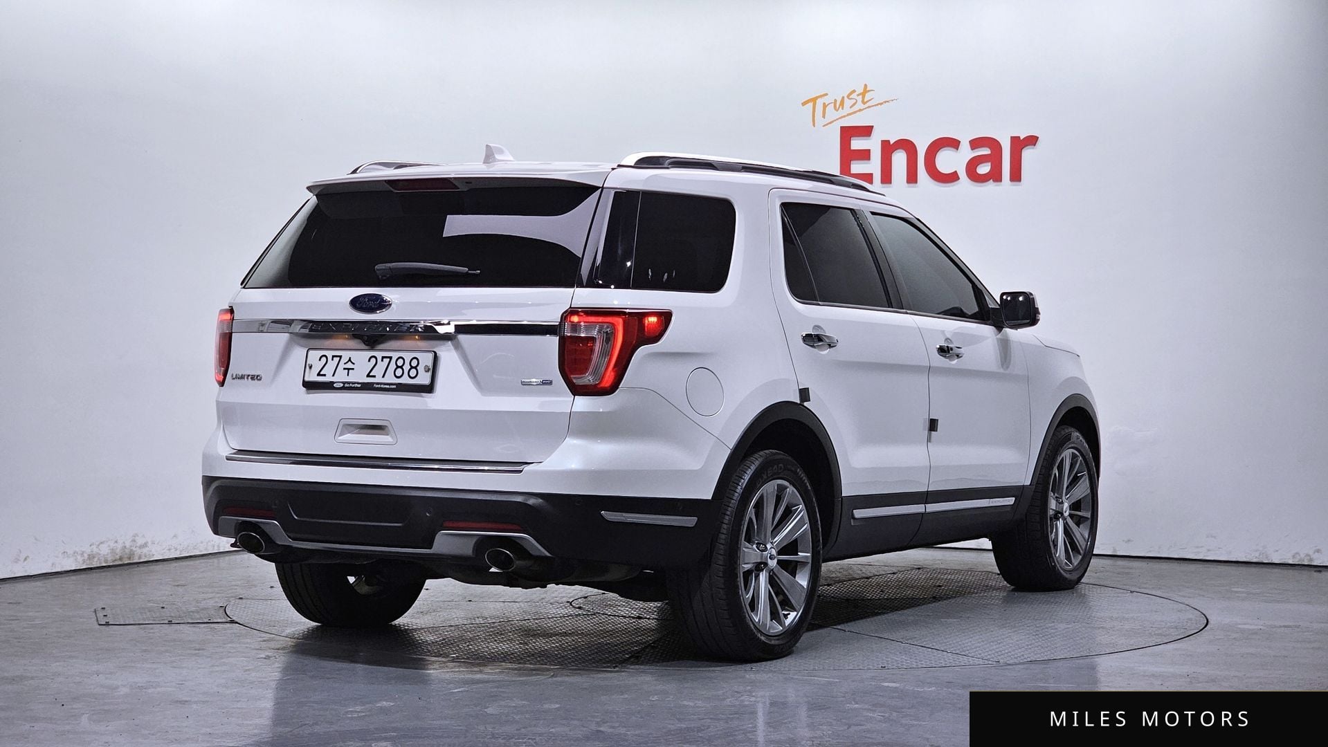 Ford Explorer 2018 — миниатюра 2