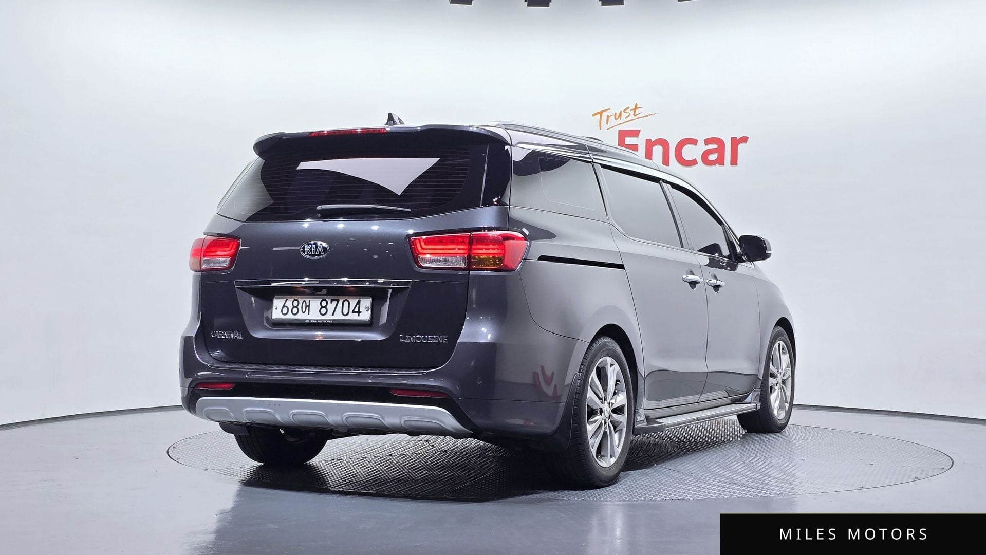 Kia Canival 2016 — миниатюра 2