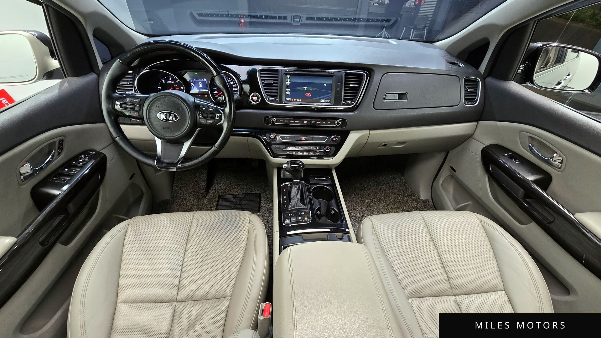 Kia Canival 2016 — миниатюра 7