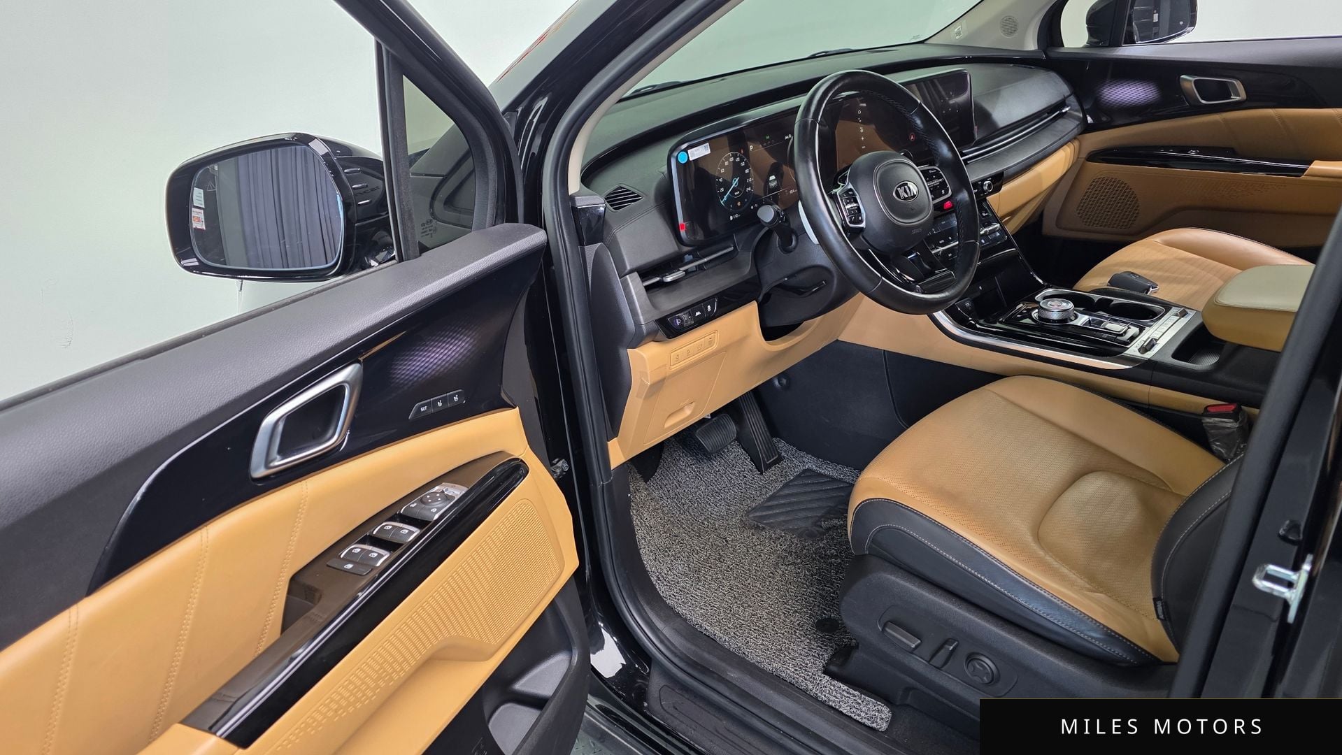 Kia Carnival 2021 — миниатюра 12