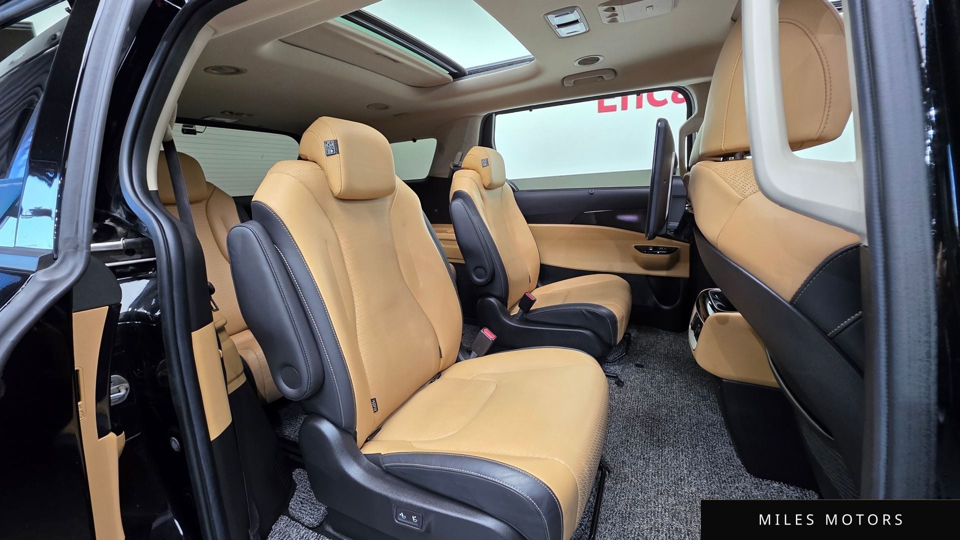 Kia Carnival 2021 — миниатюра 19