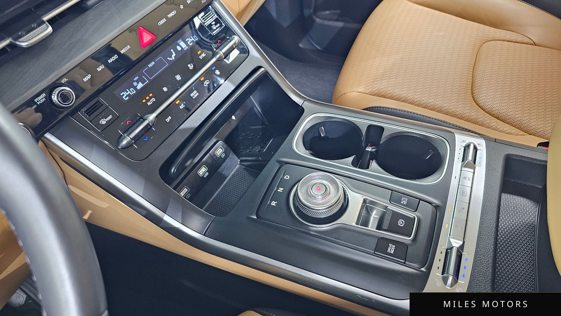 Kia Carnival 2021 — миниатюра 9